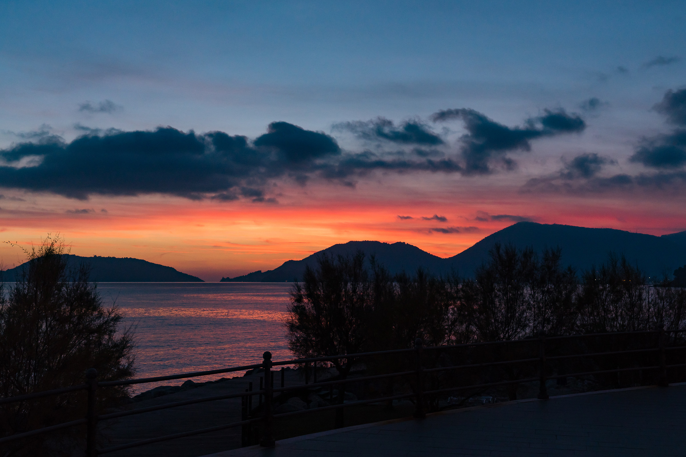 Red sky at night ......