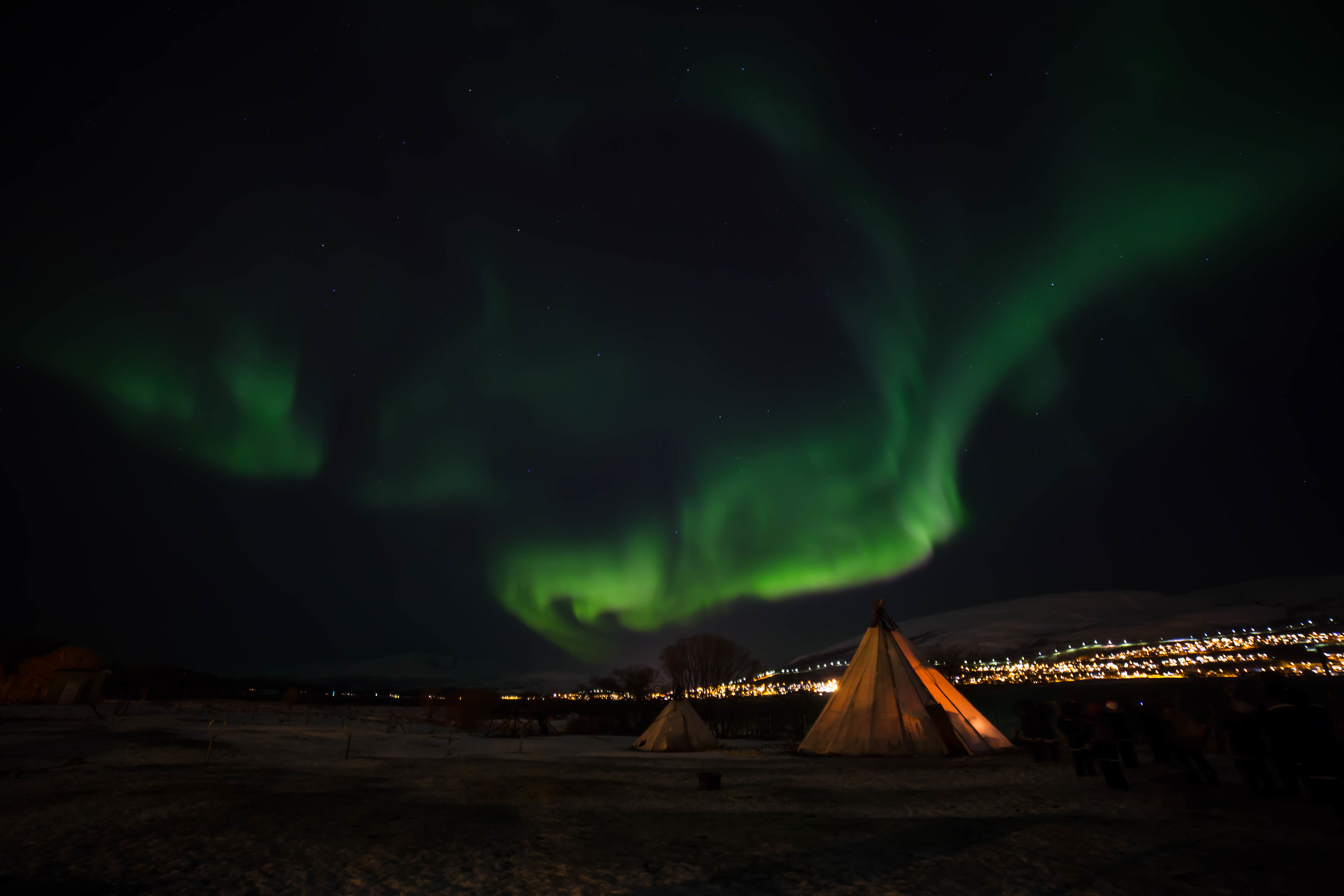 A tent under the aurora...