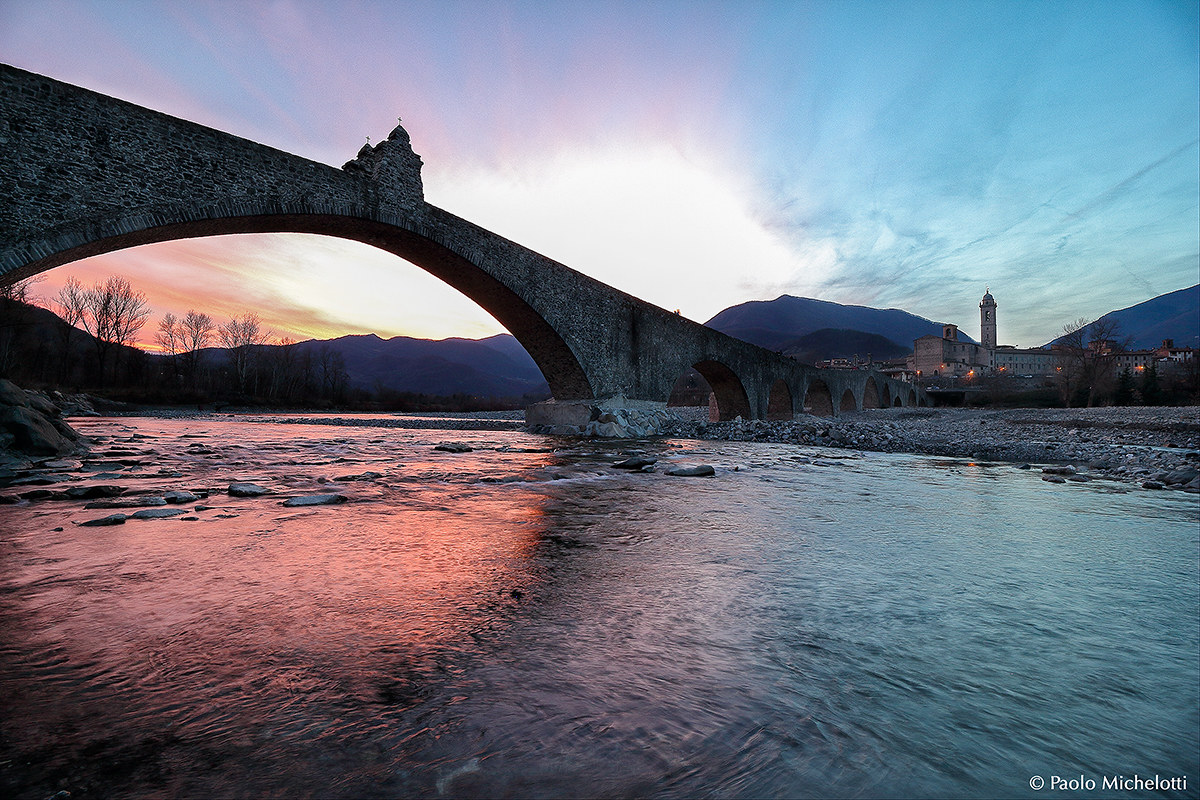 Ponte Gobbo rosa&blu...