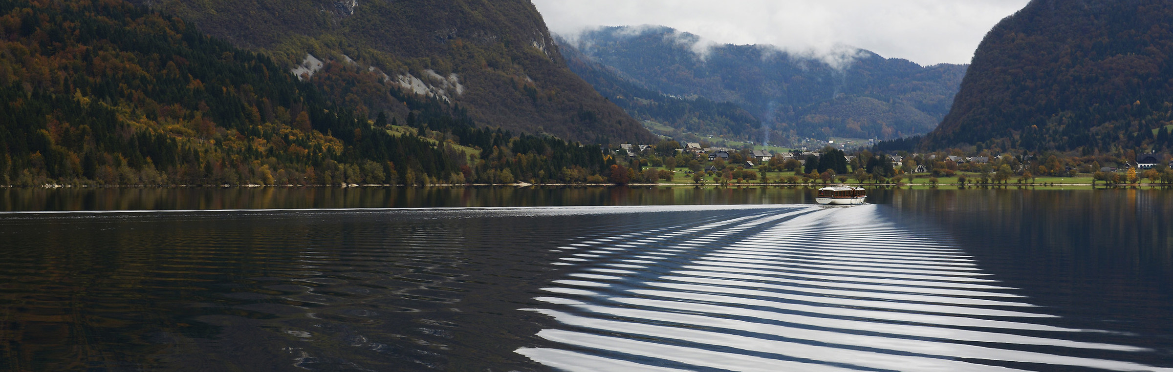 Gemoetrie sul lago...
