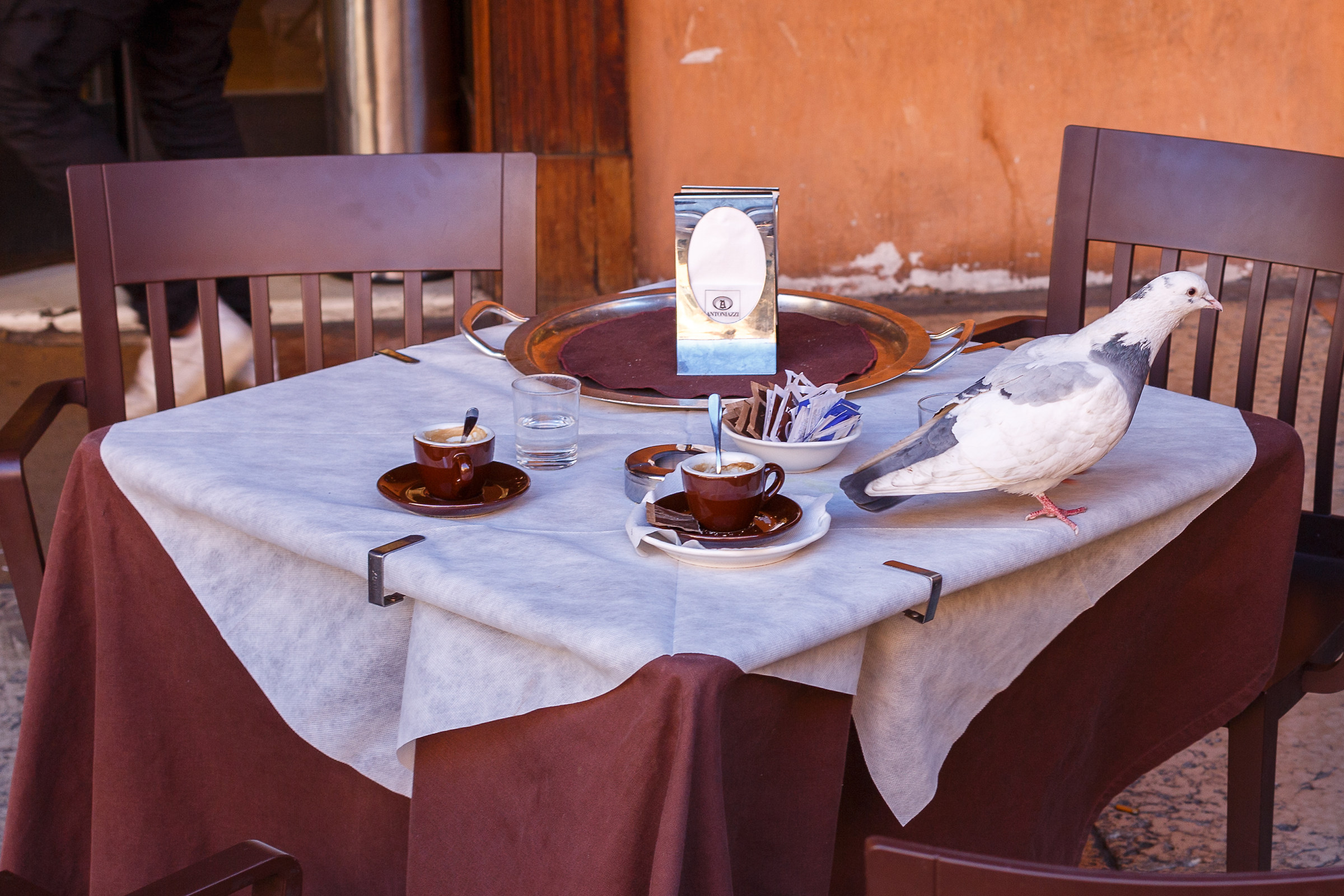 Un caffè al volo, grazie....