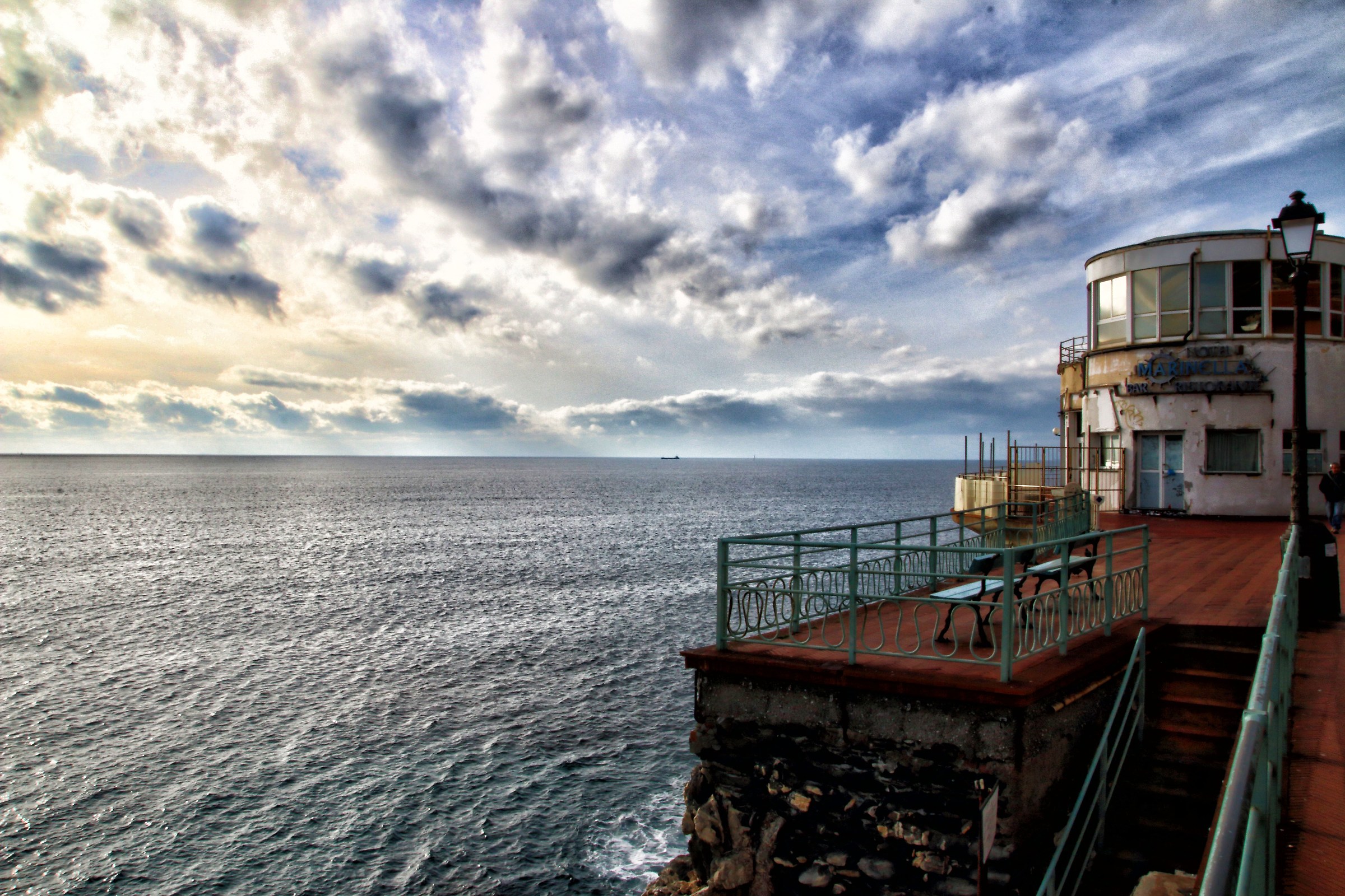 Nervi - Passeggiata a mare...