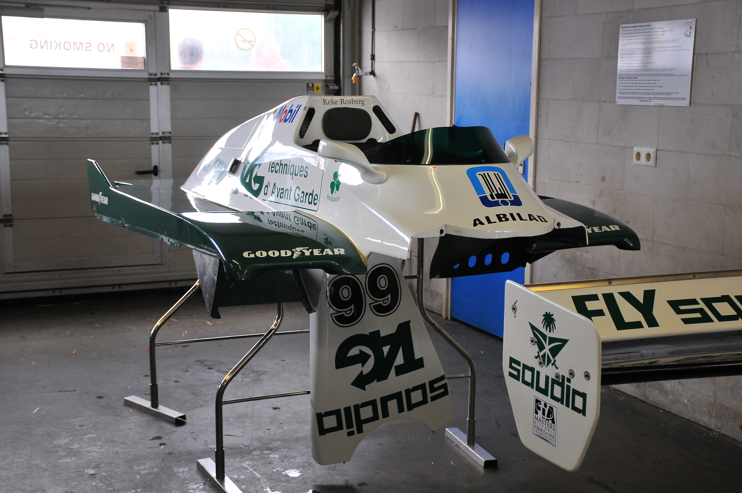 Williams fw08 ( 1982 )...