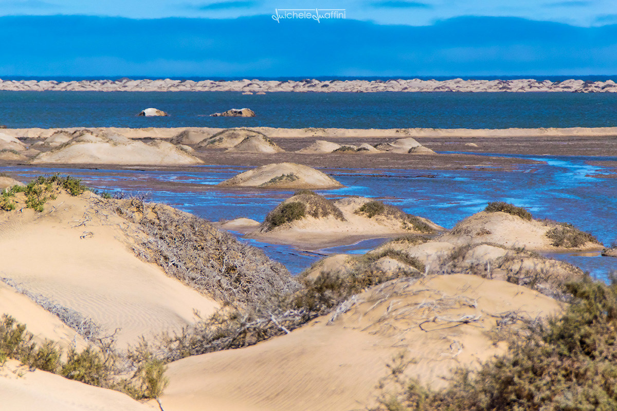 Namibia - Sandwich Harbour - Dune nell'oceano...