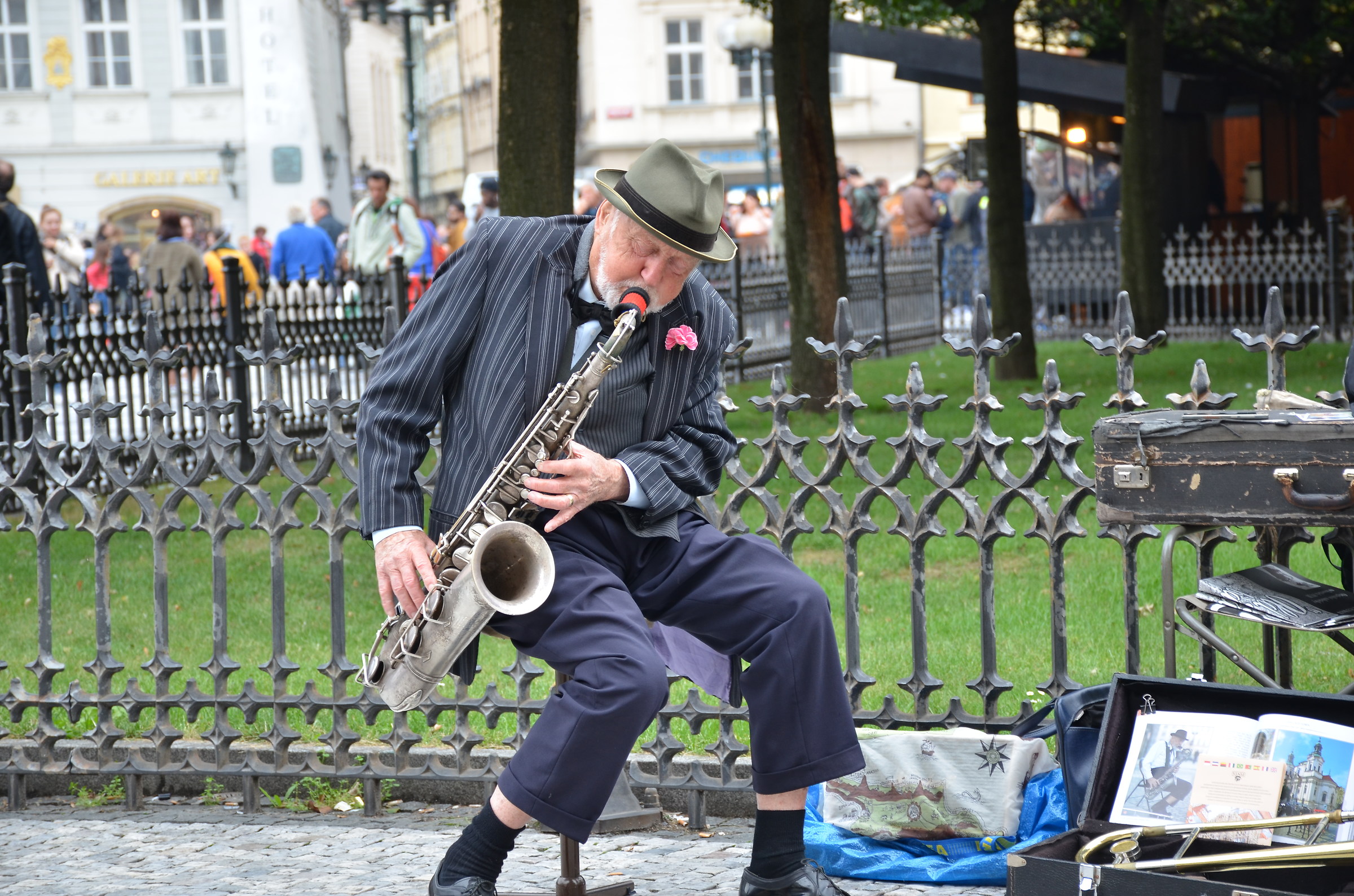 Saxofonista a Praga...