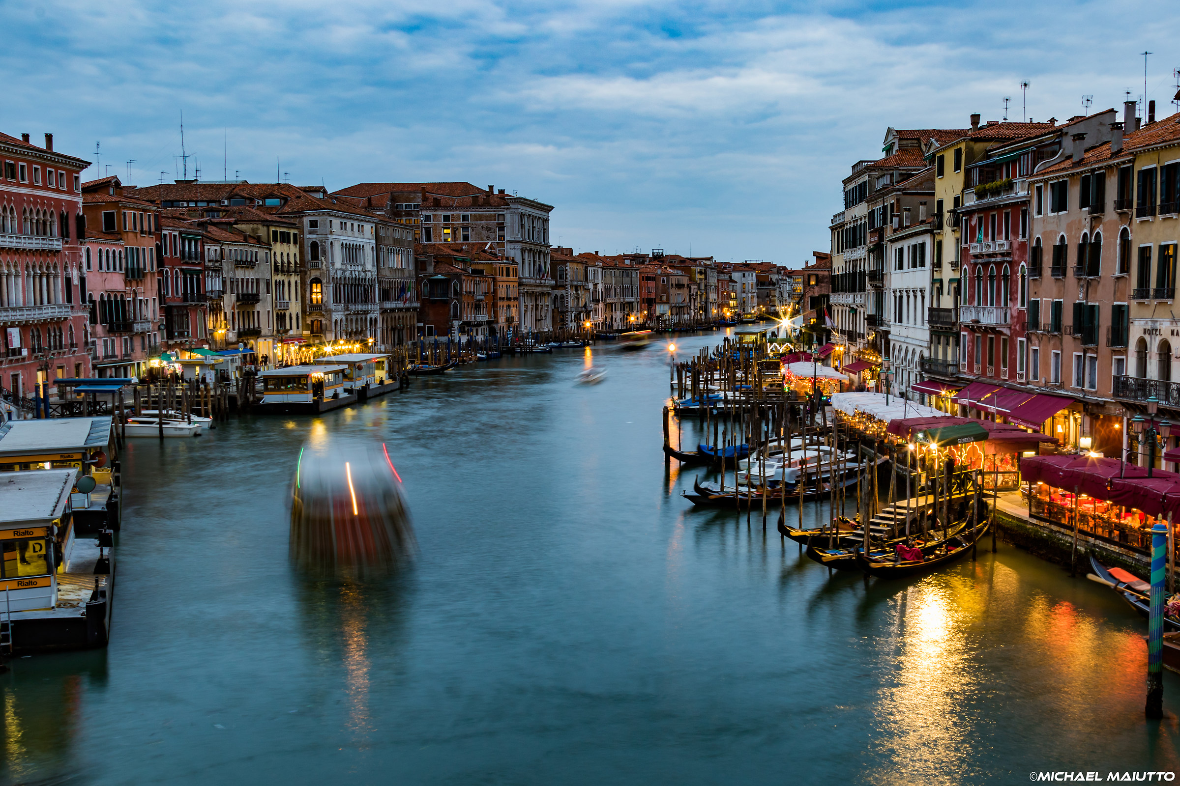 Veduta dal ponte di rialto...