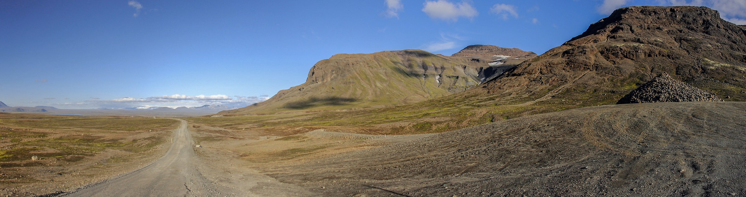 Panoramica del nulla dell'interno islandese...