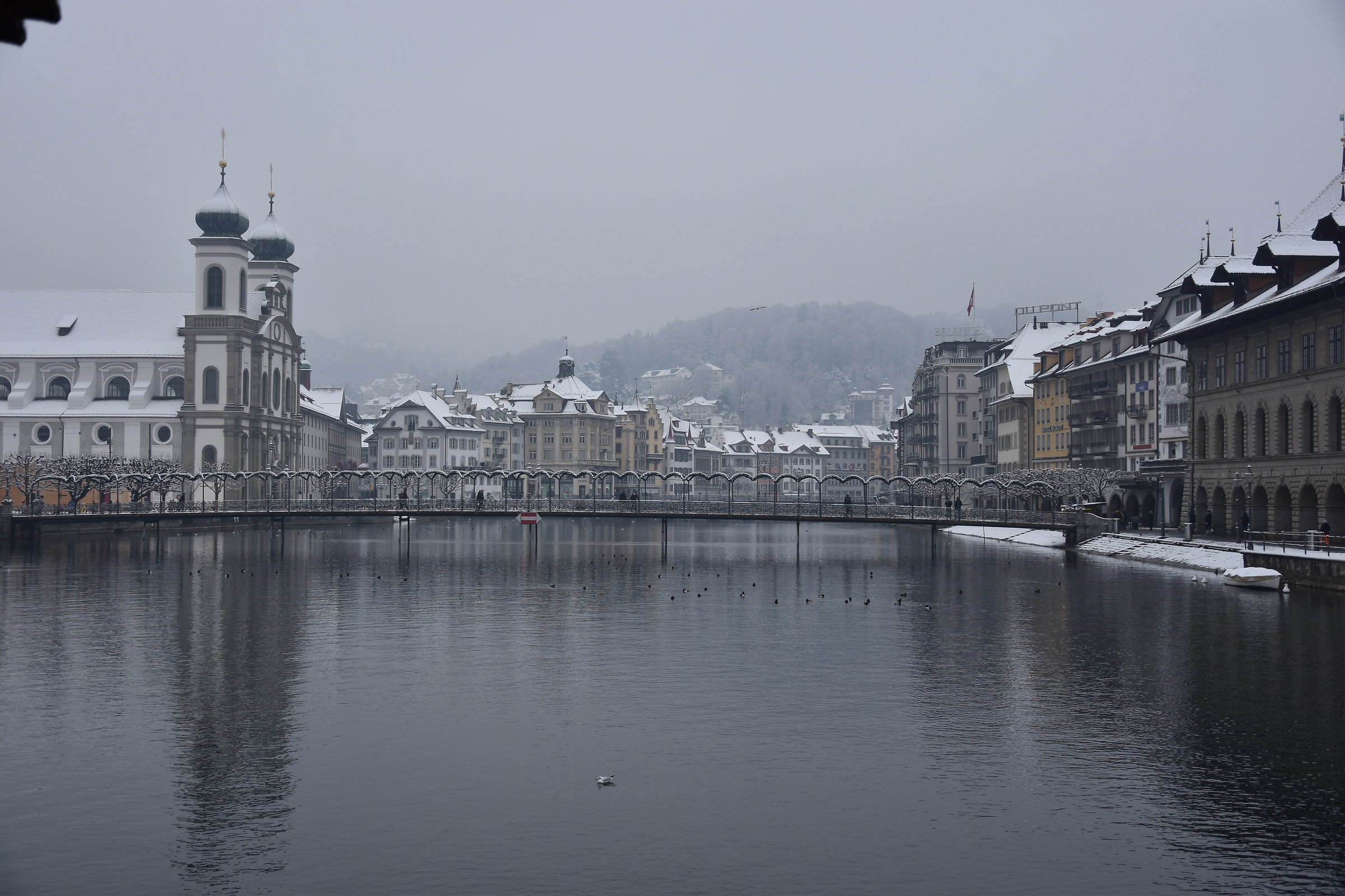 Fiume Reuss...