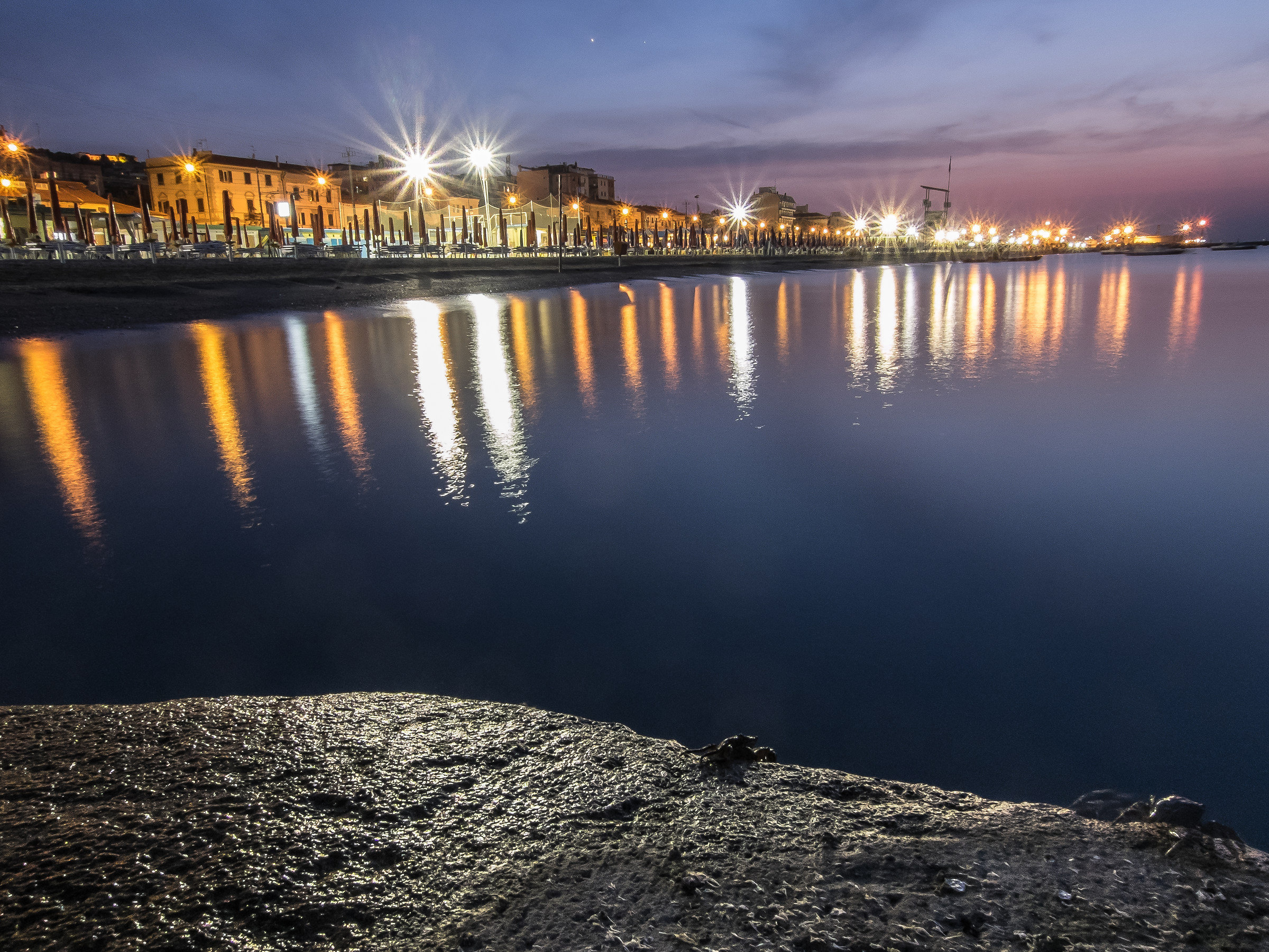 crabs at night...