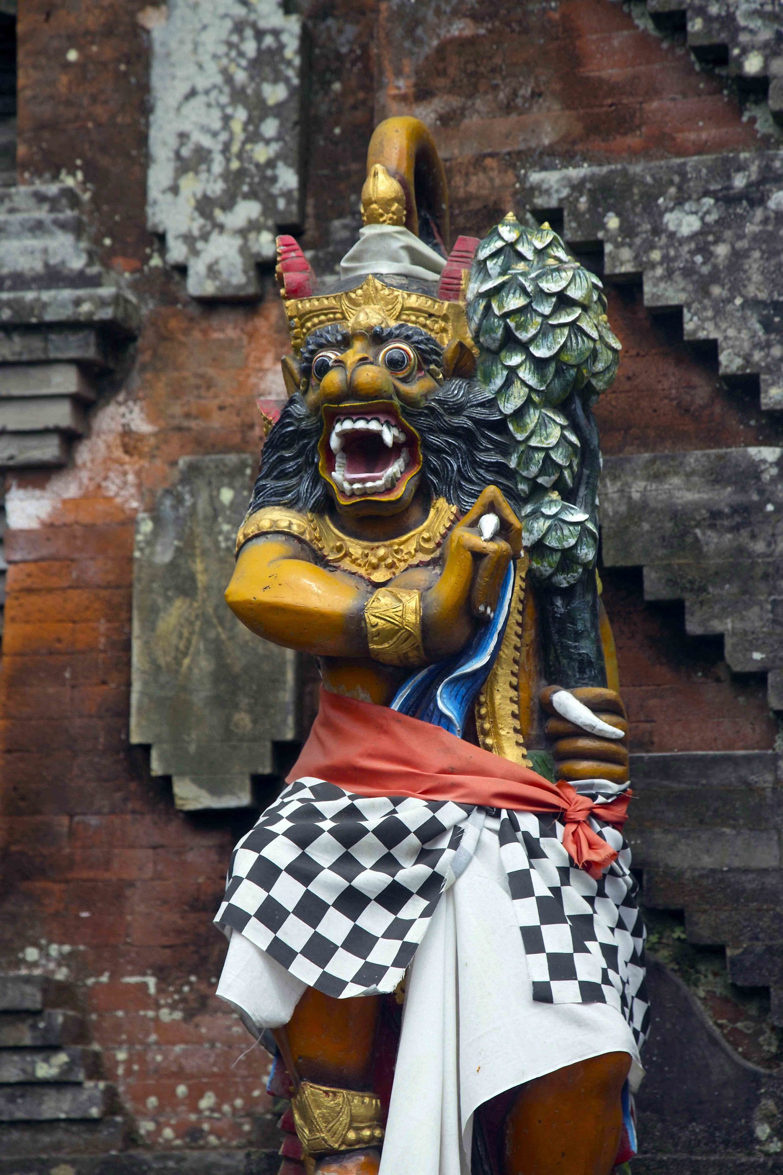 All'entrata del tempio - Indonesia...