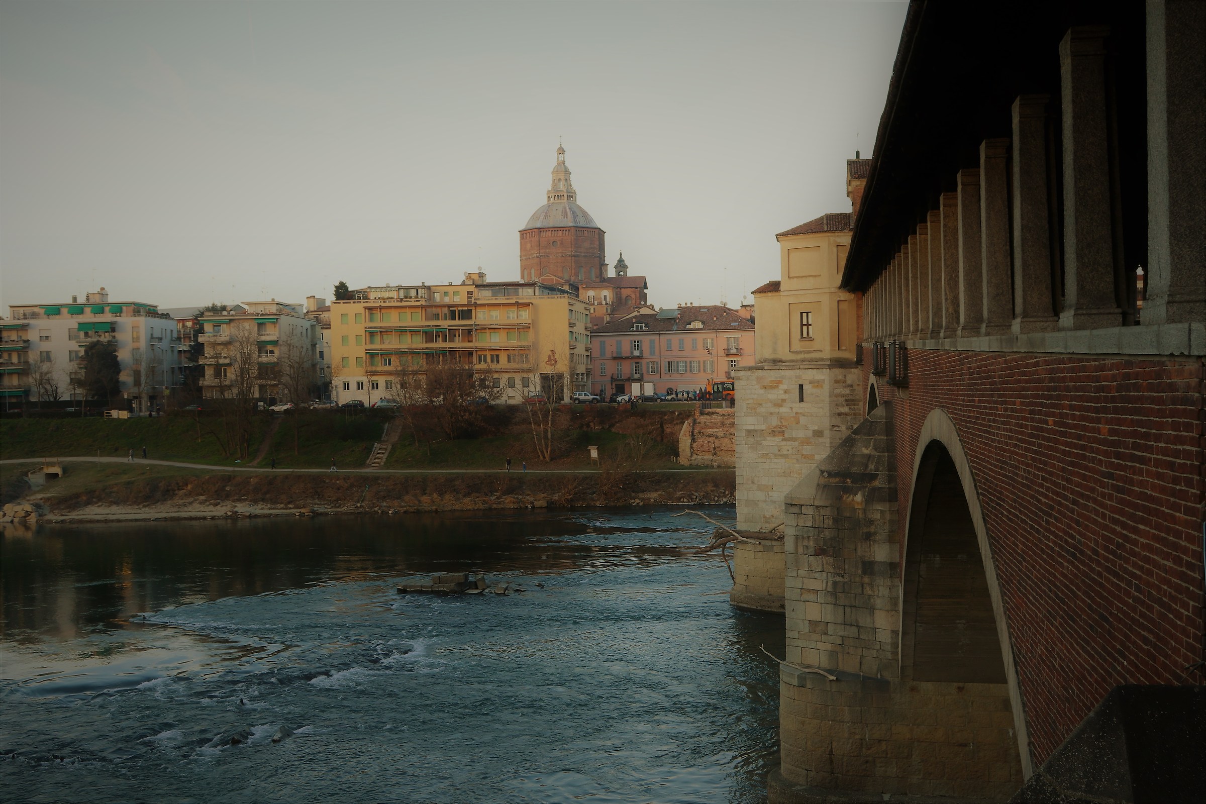 vista dal ponte coperto...