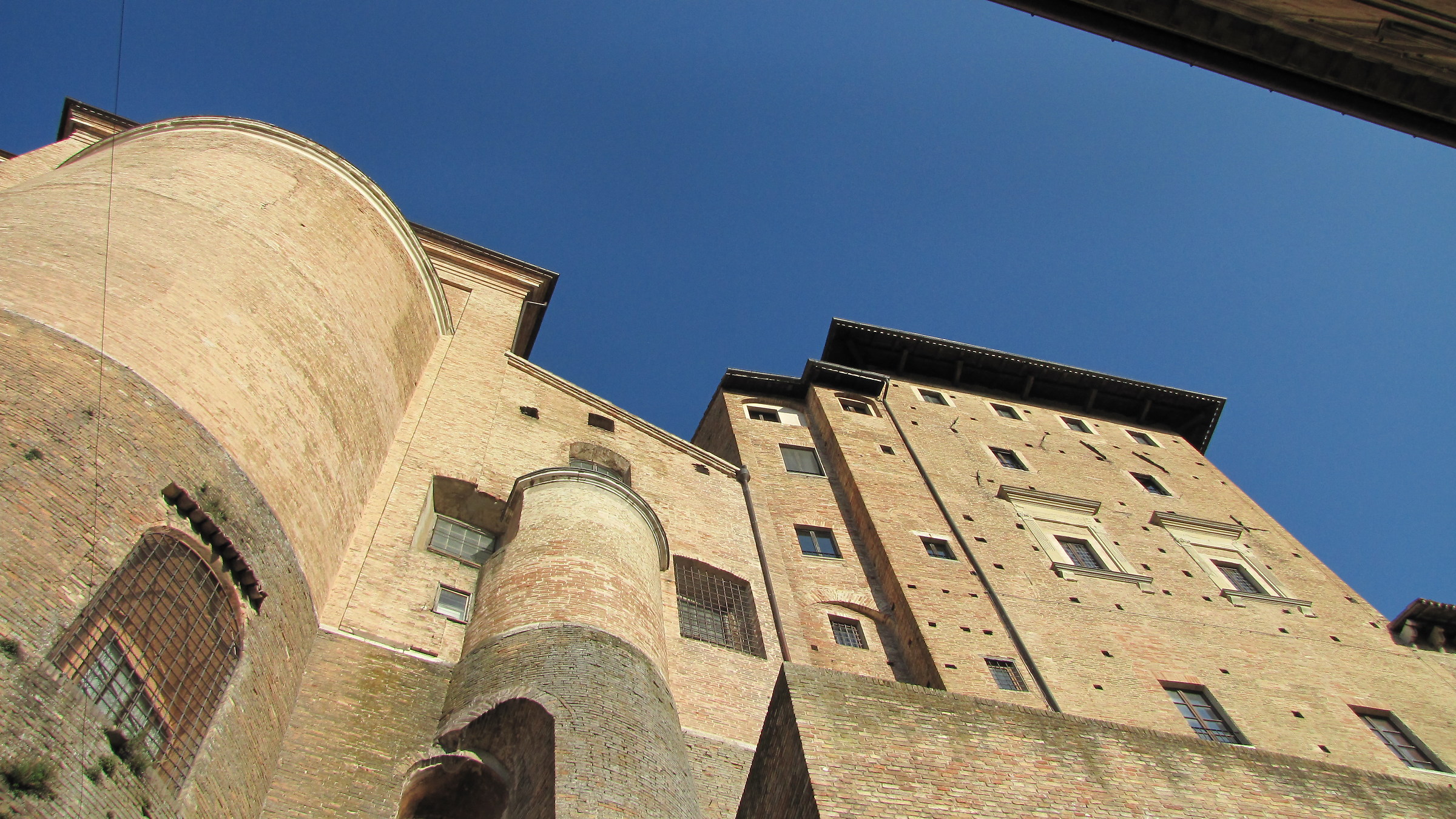 Urbino glimpse...