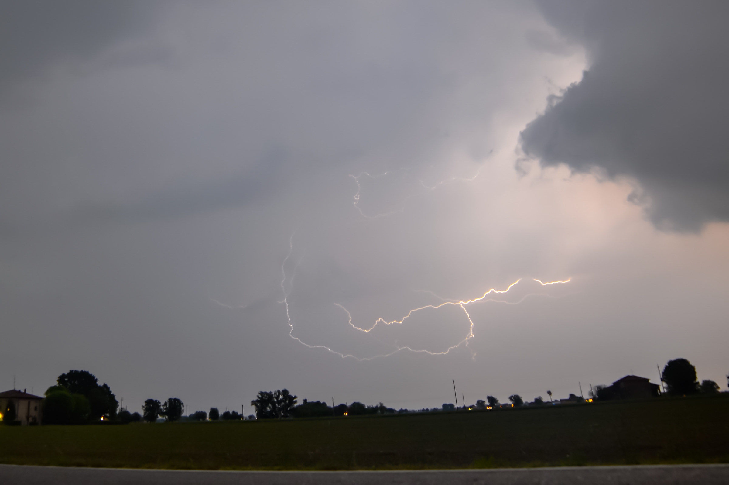 Lightning cloud-cloud...