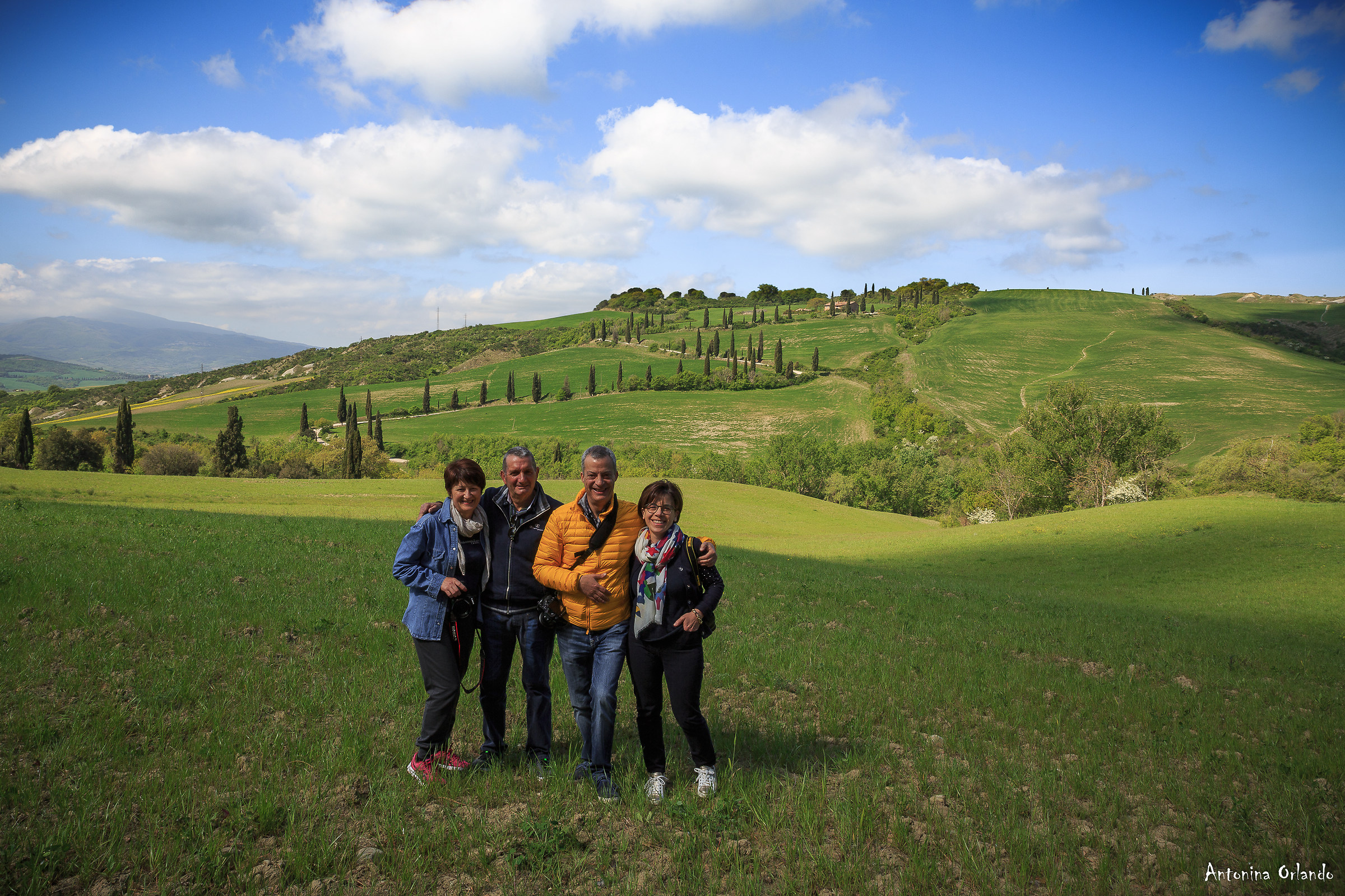 Set in Val D'Orcia !!!...