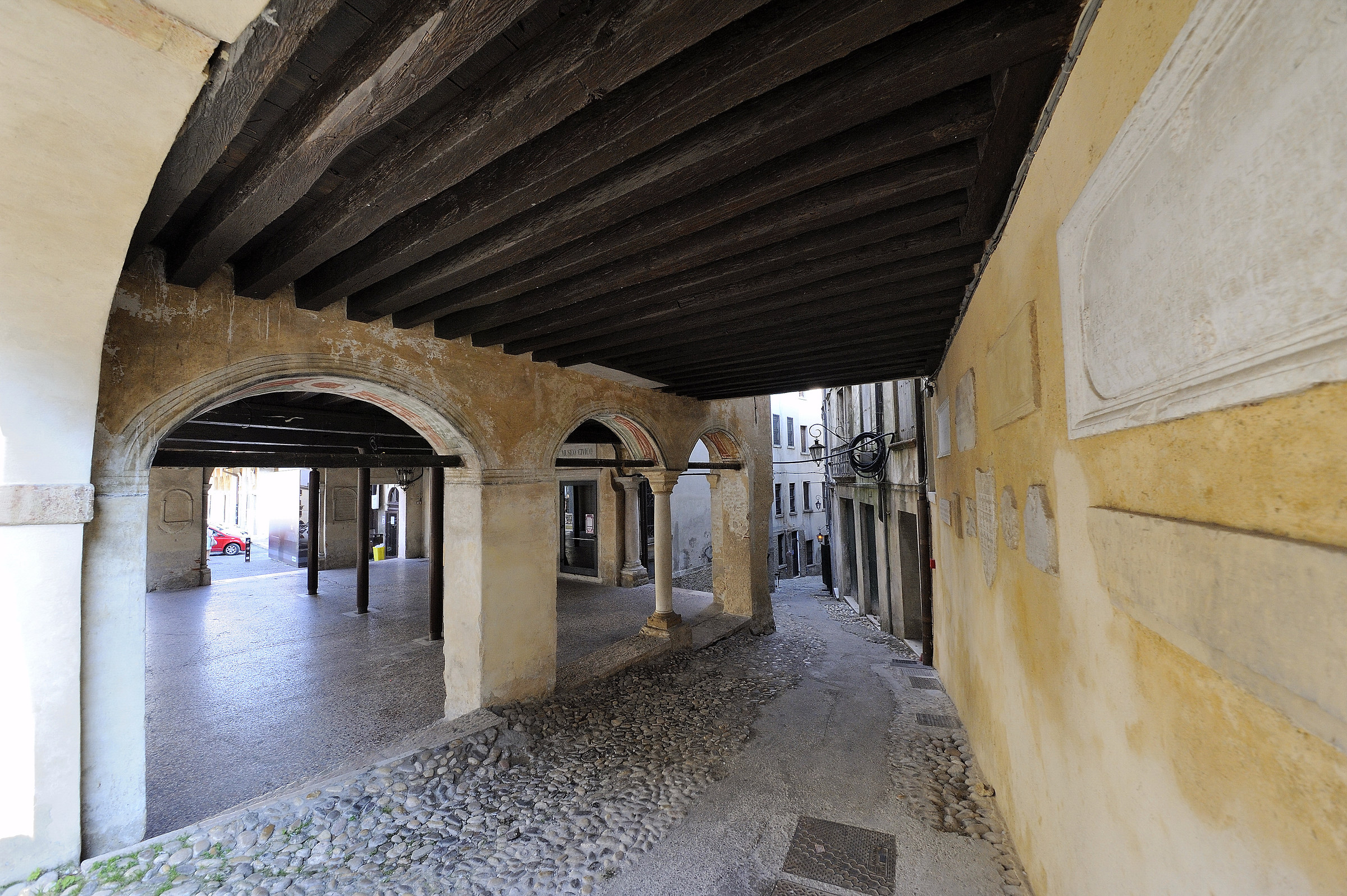 Asolo - porches and alleys...