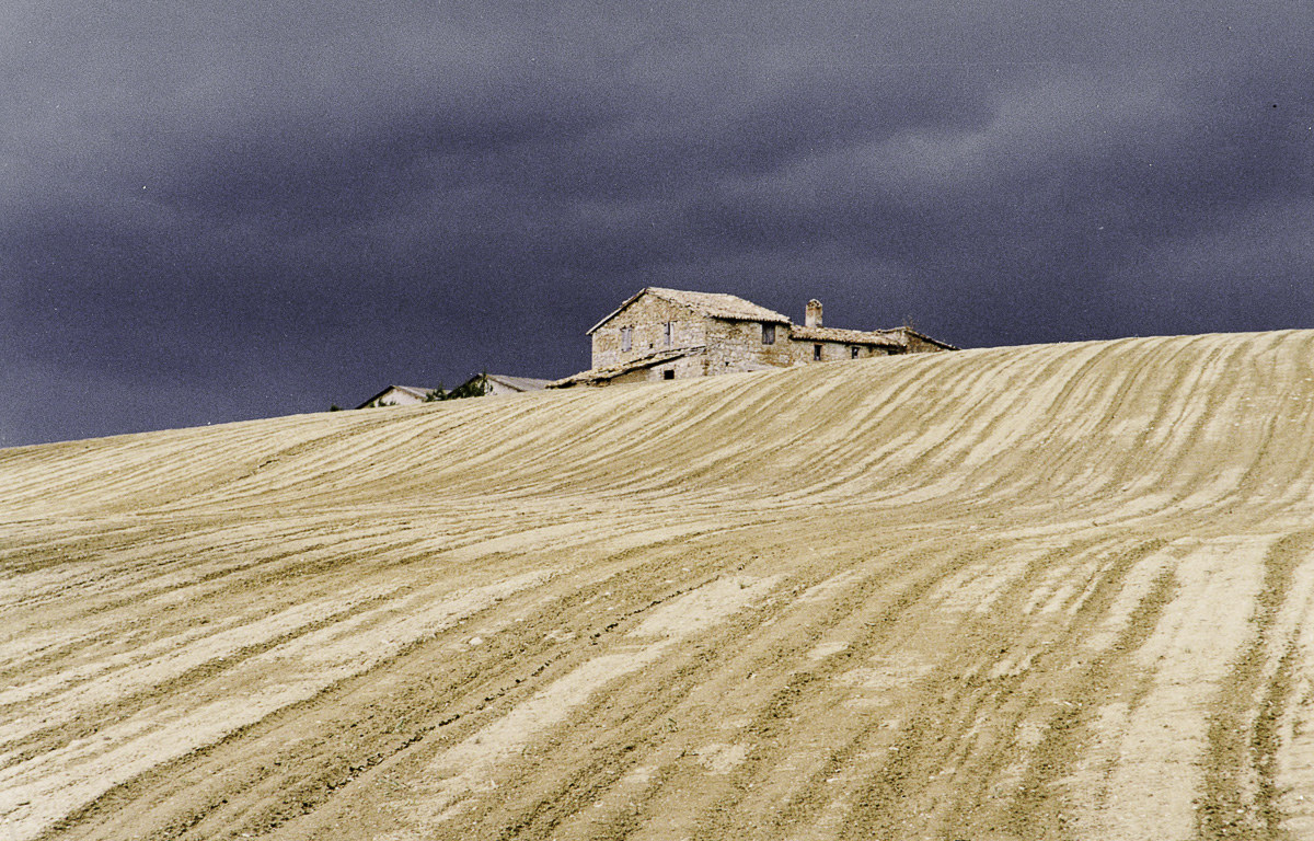 Storm coming (Umbria)...