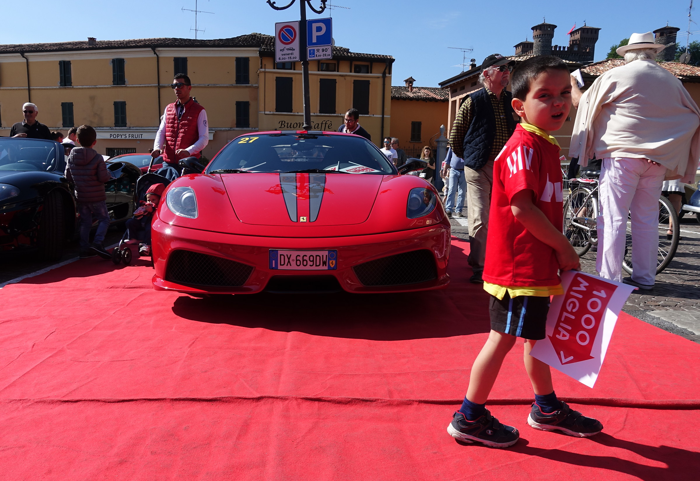 Children at Mille Miglia 1...