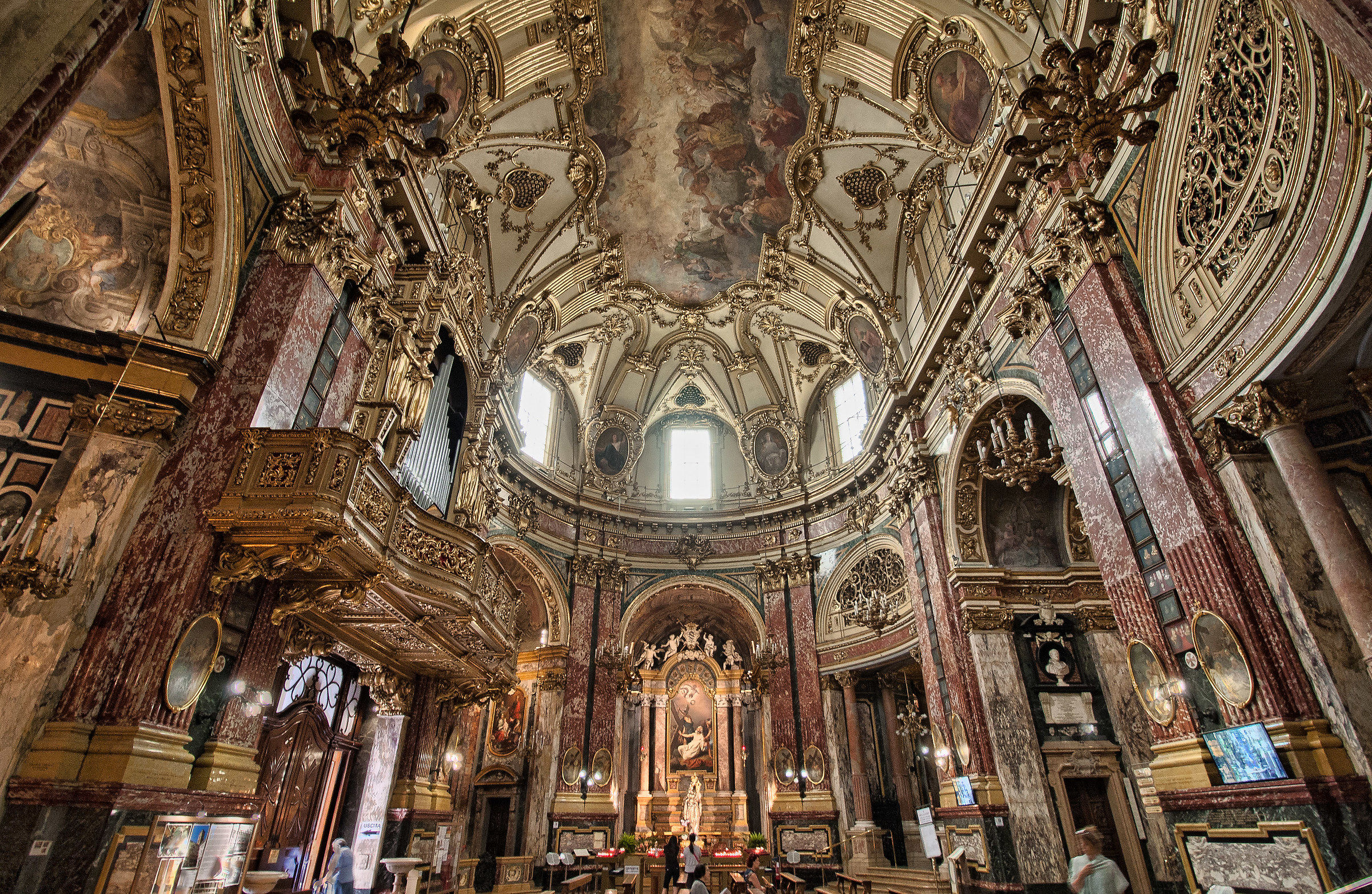 Torino, Chiesa della Consolata...
