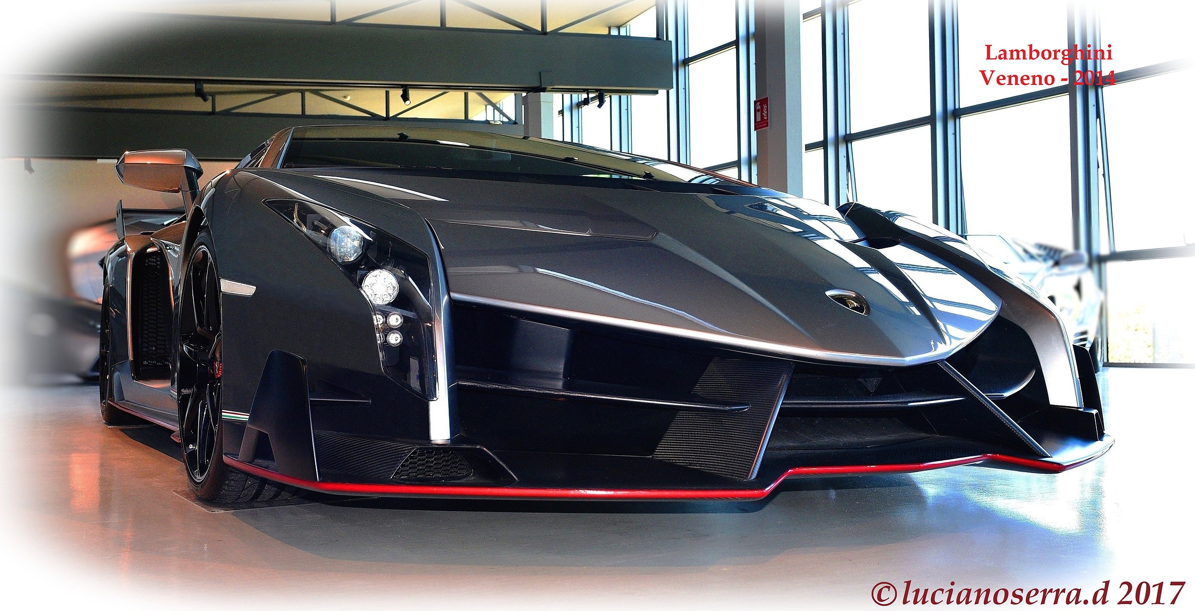 Lamborghini Veneno - 2014...