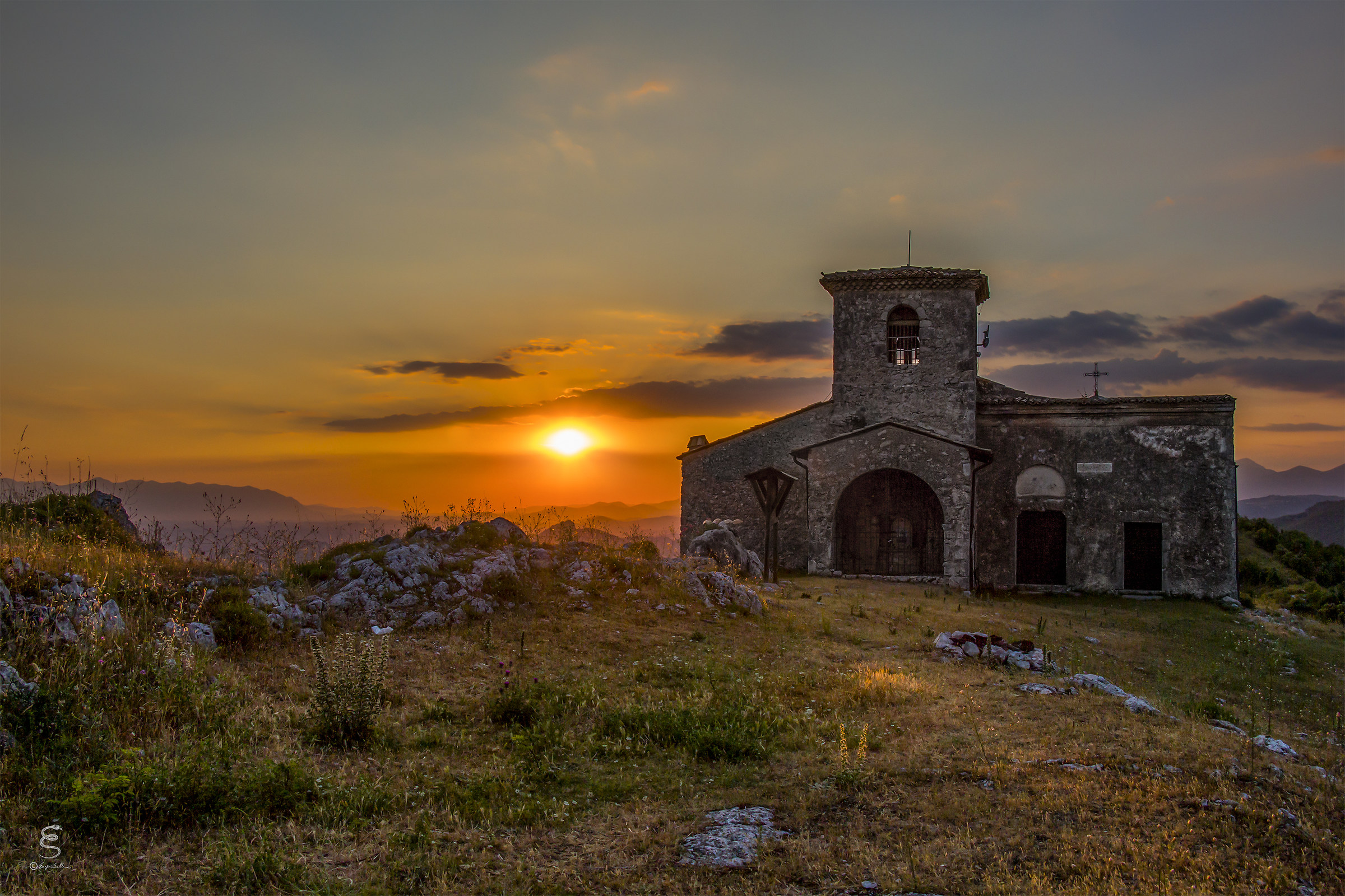 Chiesa di S. Maria Assunta in Cielo al tramonto...