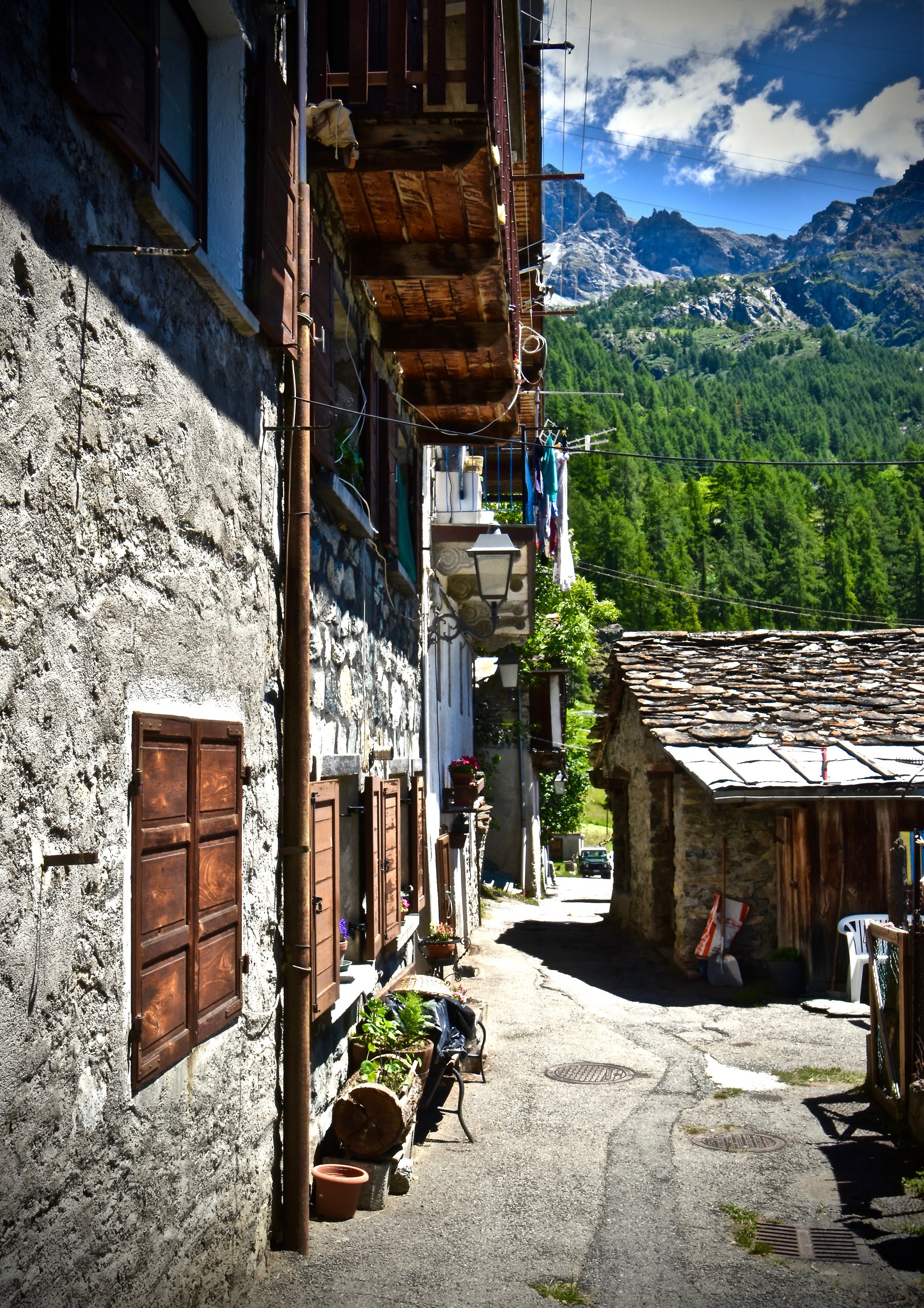 The village of Loz (Valturnanche)...