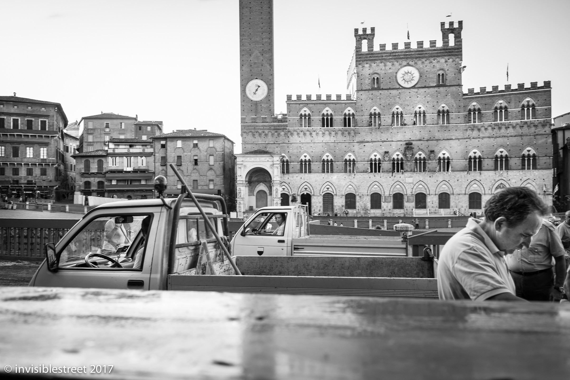 sistemazione pista...