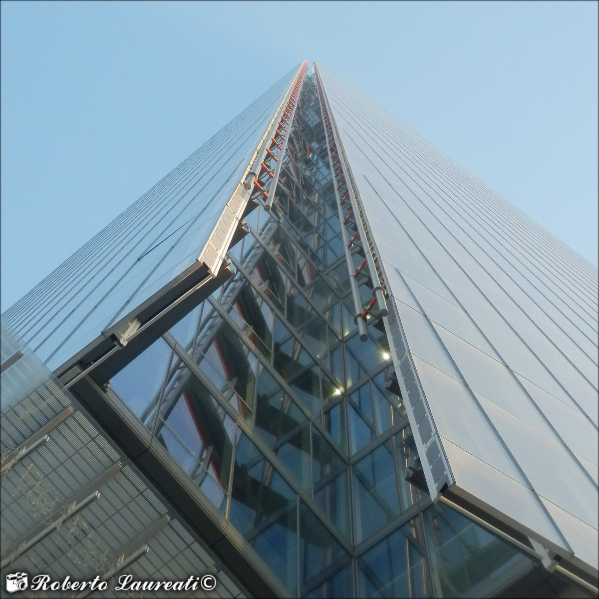 The Shard (Renzo Piano)...