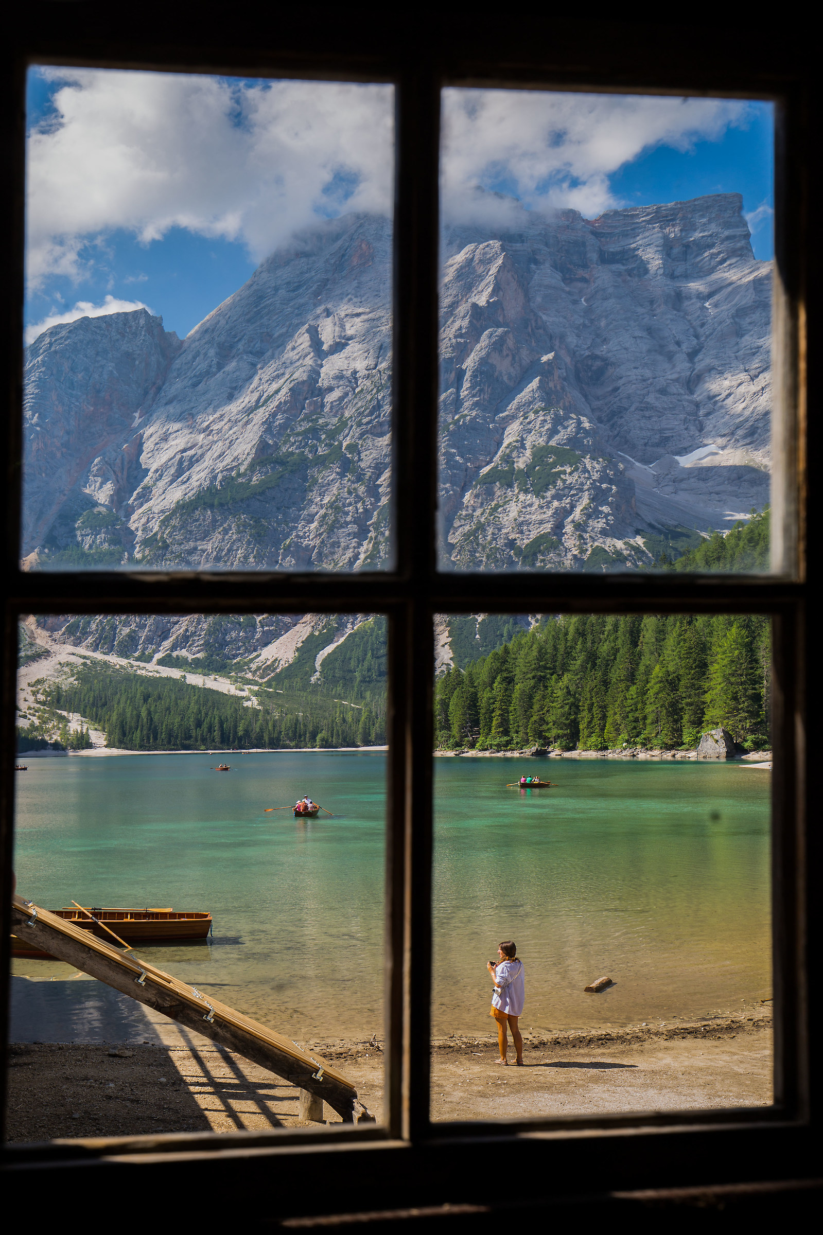 A window on the lake...