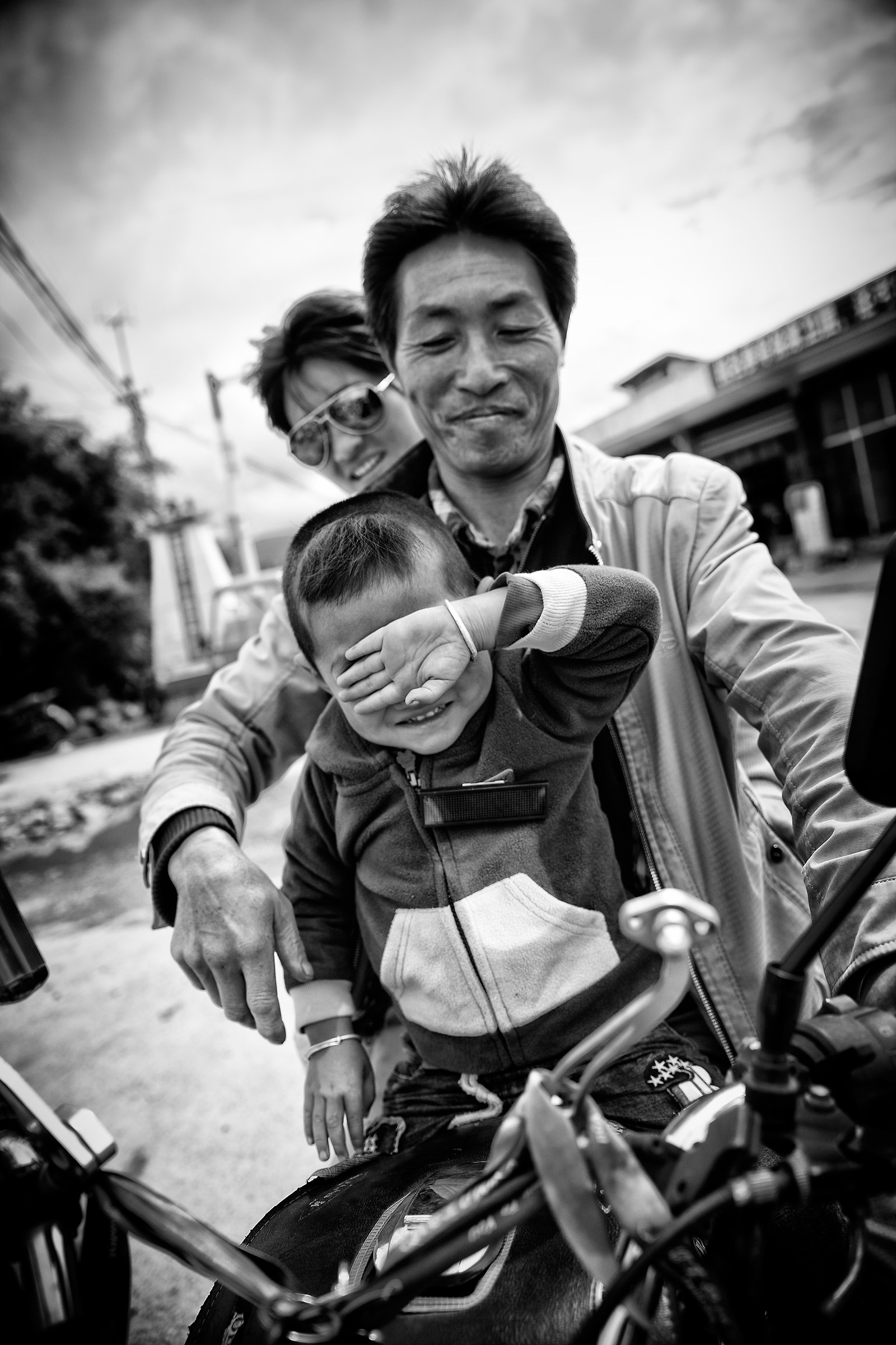 Family in a motorbike...