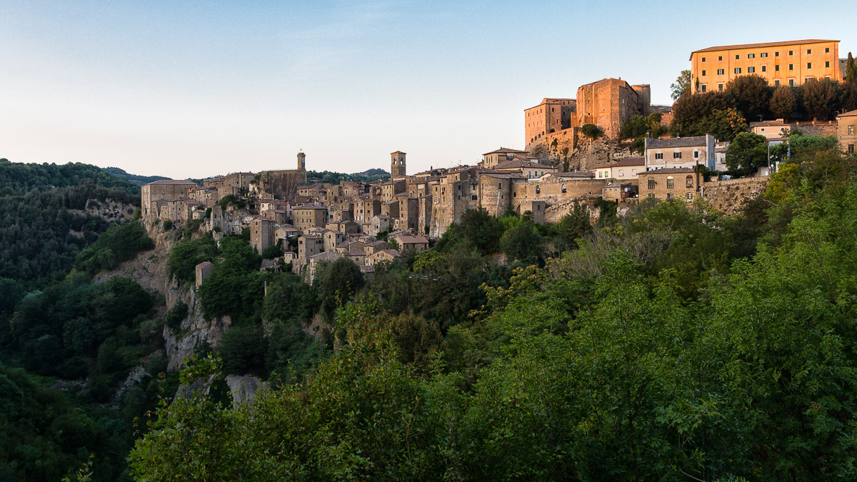 Sorano...