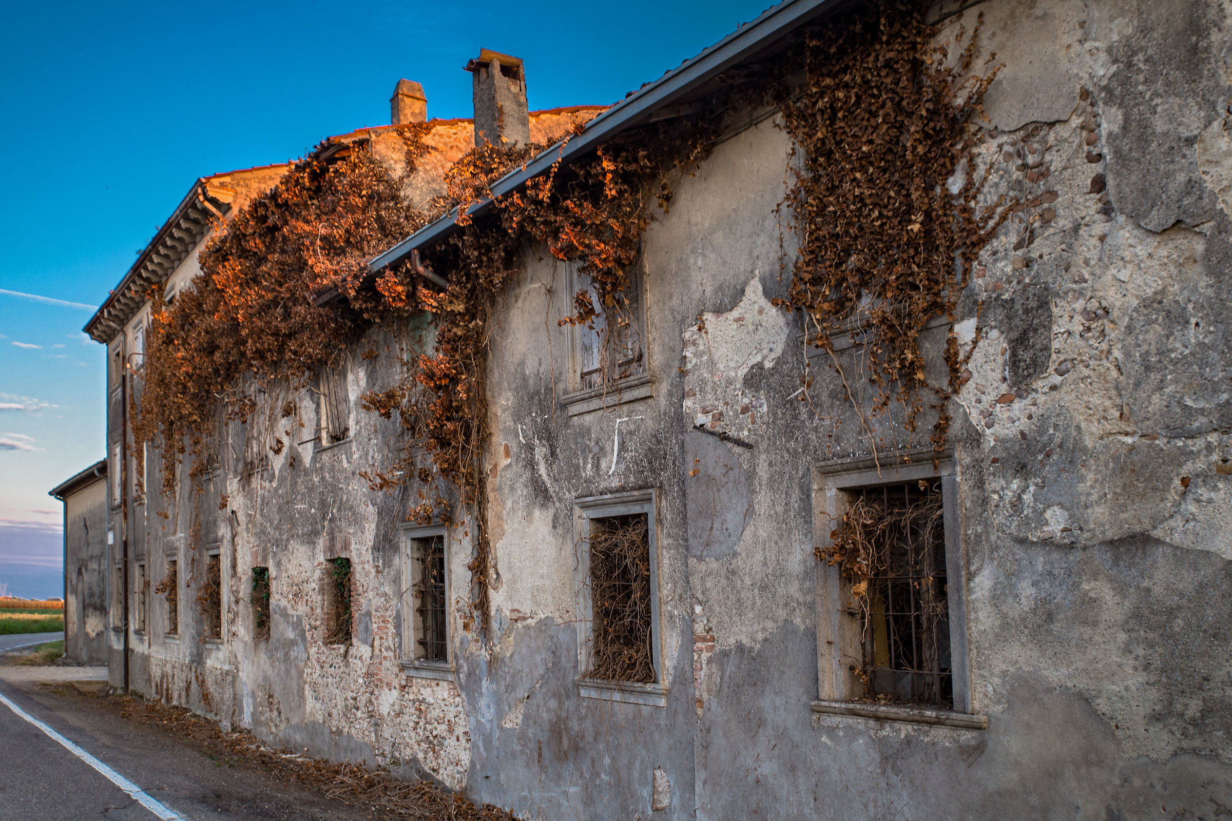 Abandoned farmhouse...