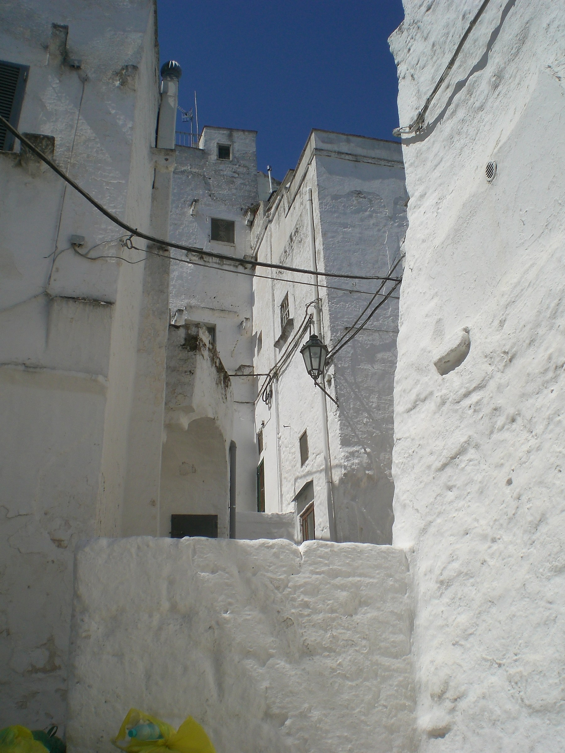 Ostuni 2017 - Scroll between dwellings...