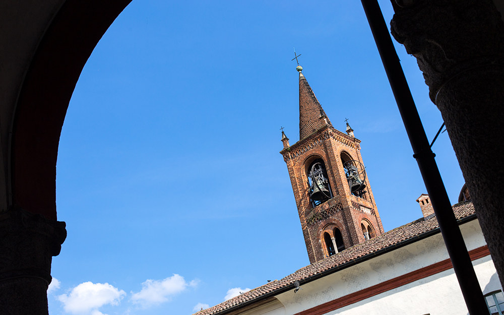 the bell tower - bernate ticino...