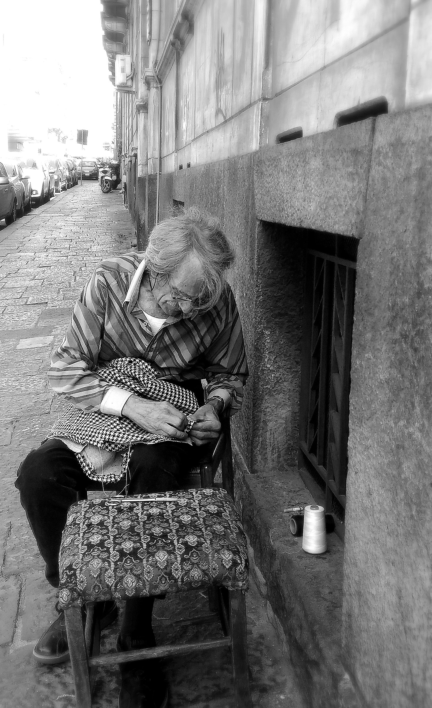 Street tailor...