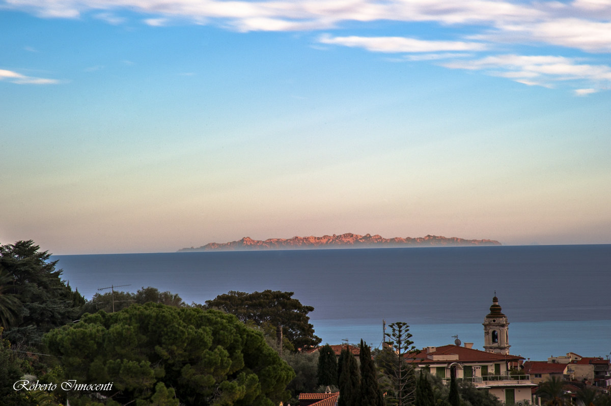 Marzo 2015,dove si vede la Corsica da Bordighera...