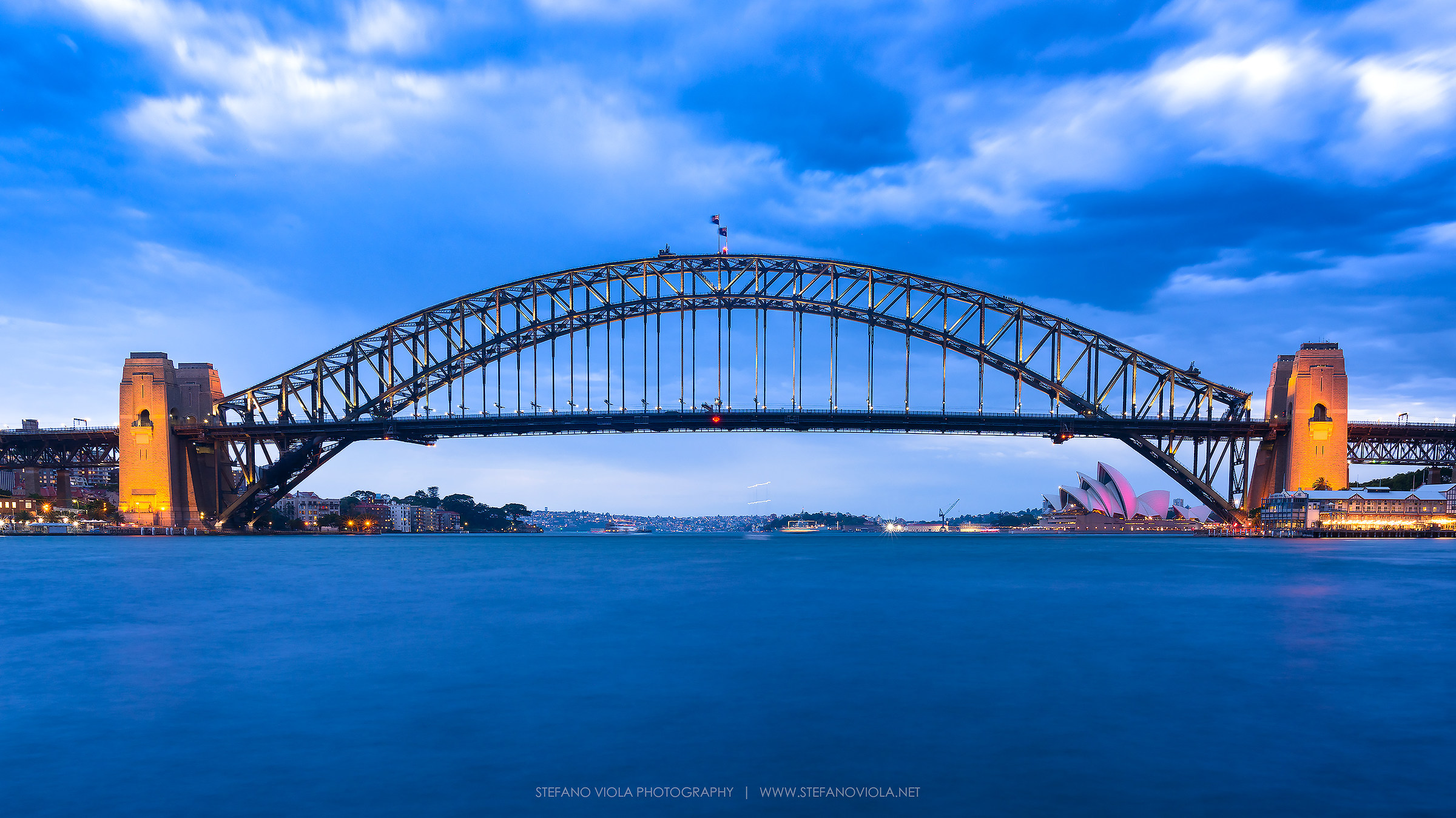 Sydney all'ora blu...
