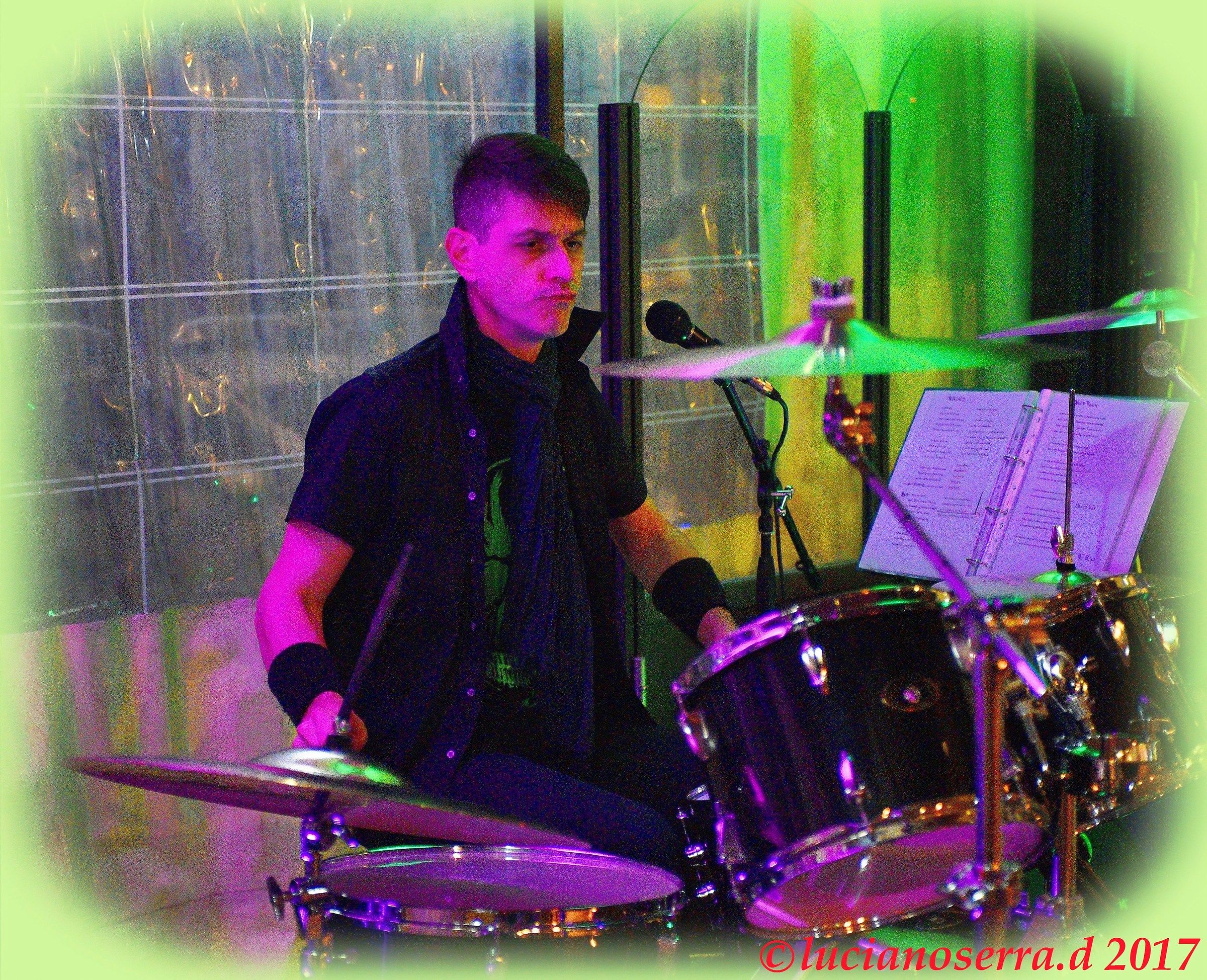 Alessandro Guerzoni - Eco Rock Cover Band...