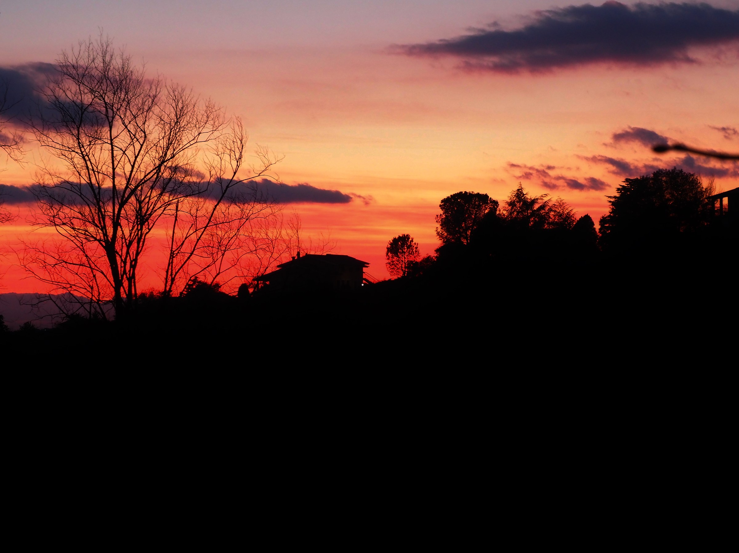 Il tramonto di ieri visto da casa mia...