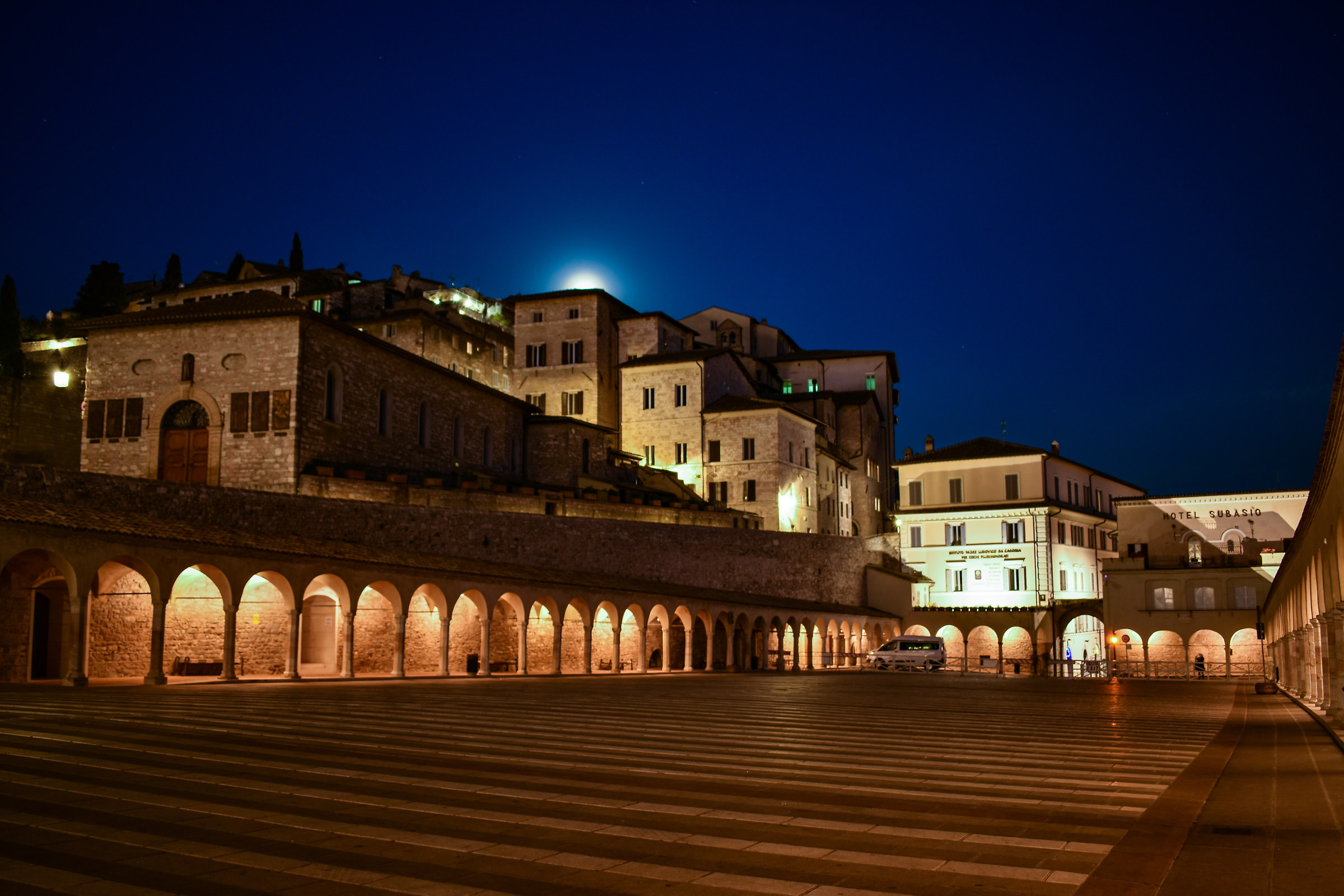 The moon is over Assisi...