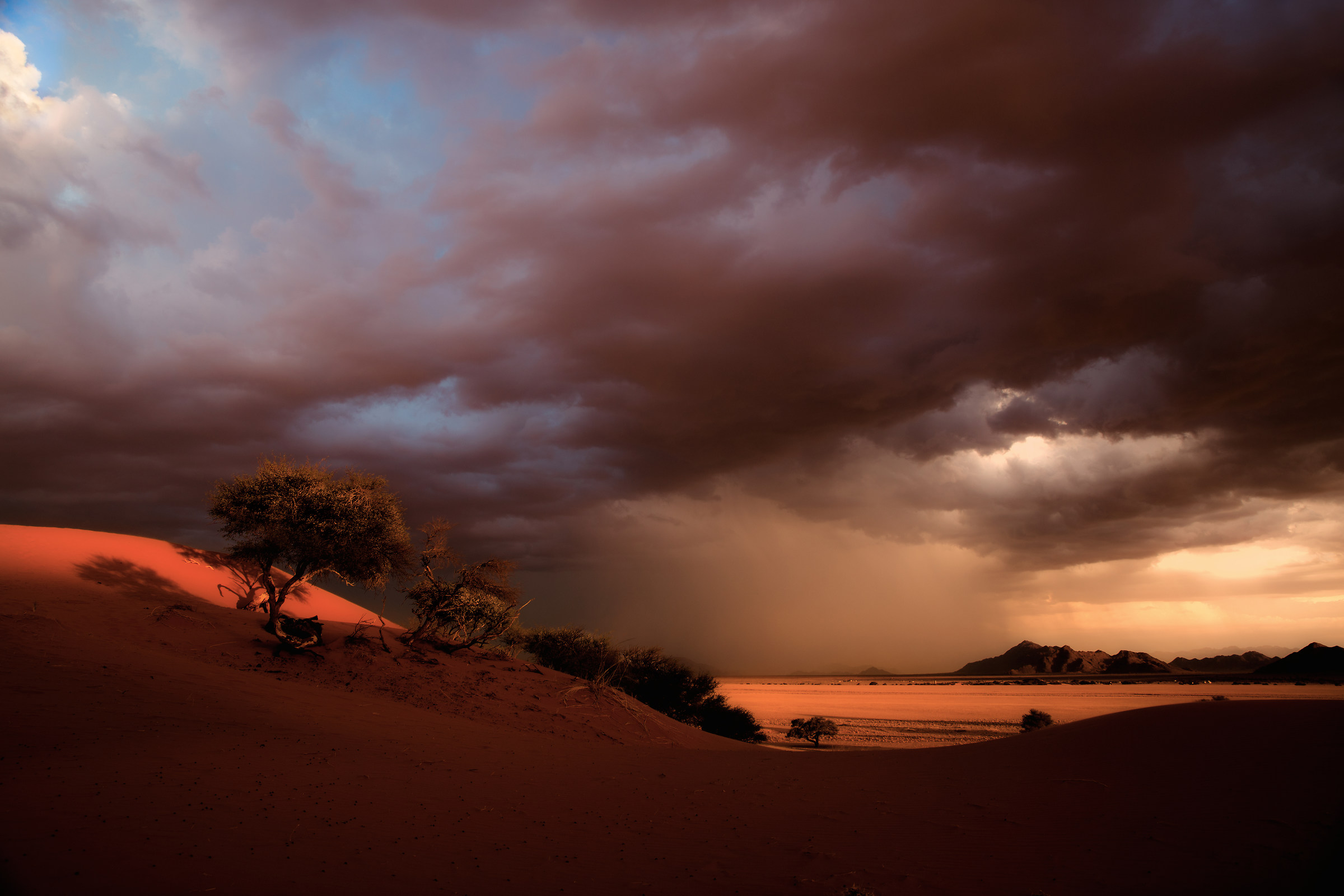 Thunderstorm on the Namib desert....