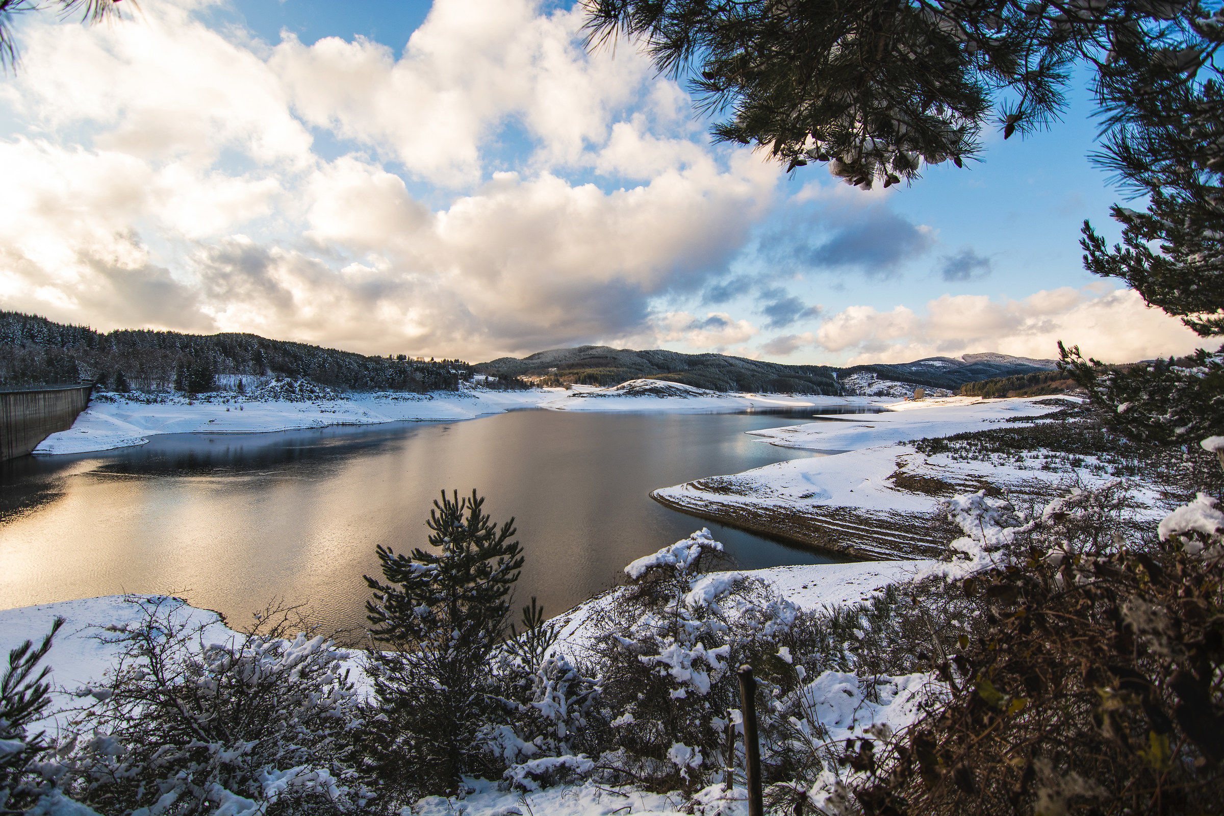 Sila - Snowy Lake Passante...