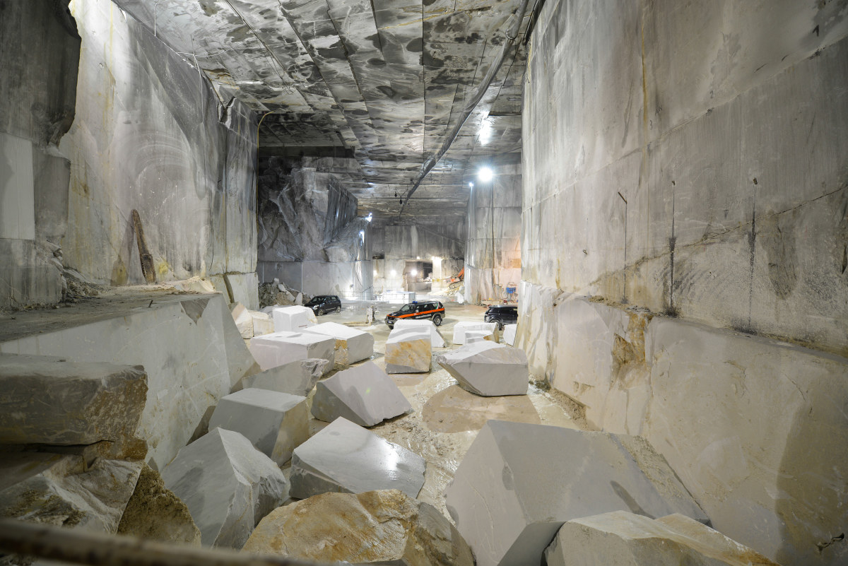 Cave Carrara Ravaccione gallery...