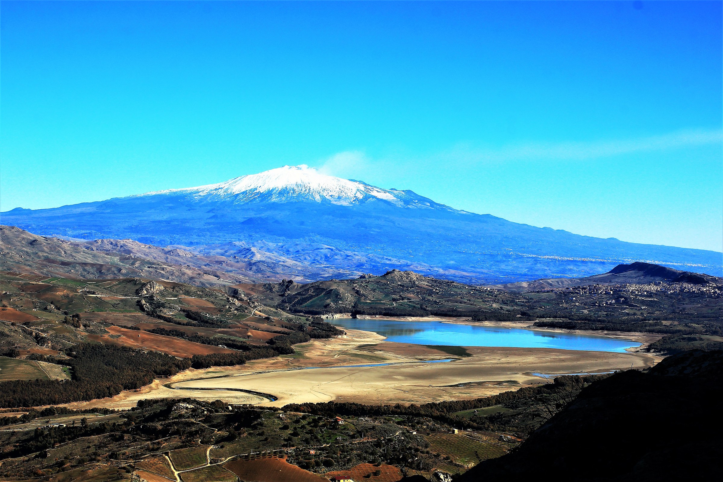 Etna...