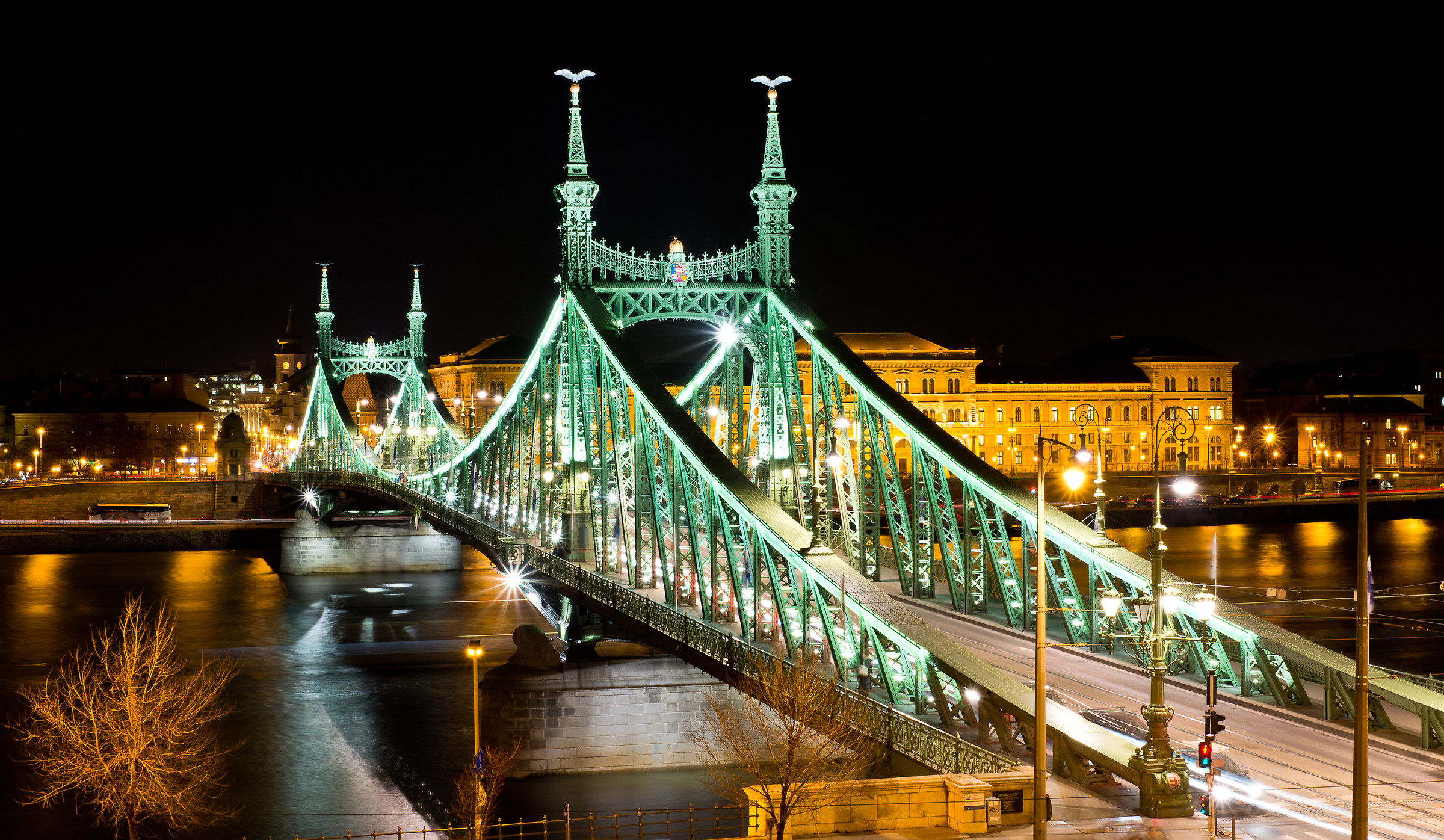 Liberty Bridge (Budapest)...