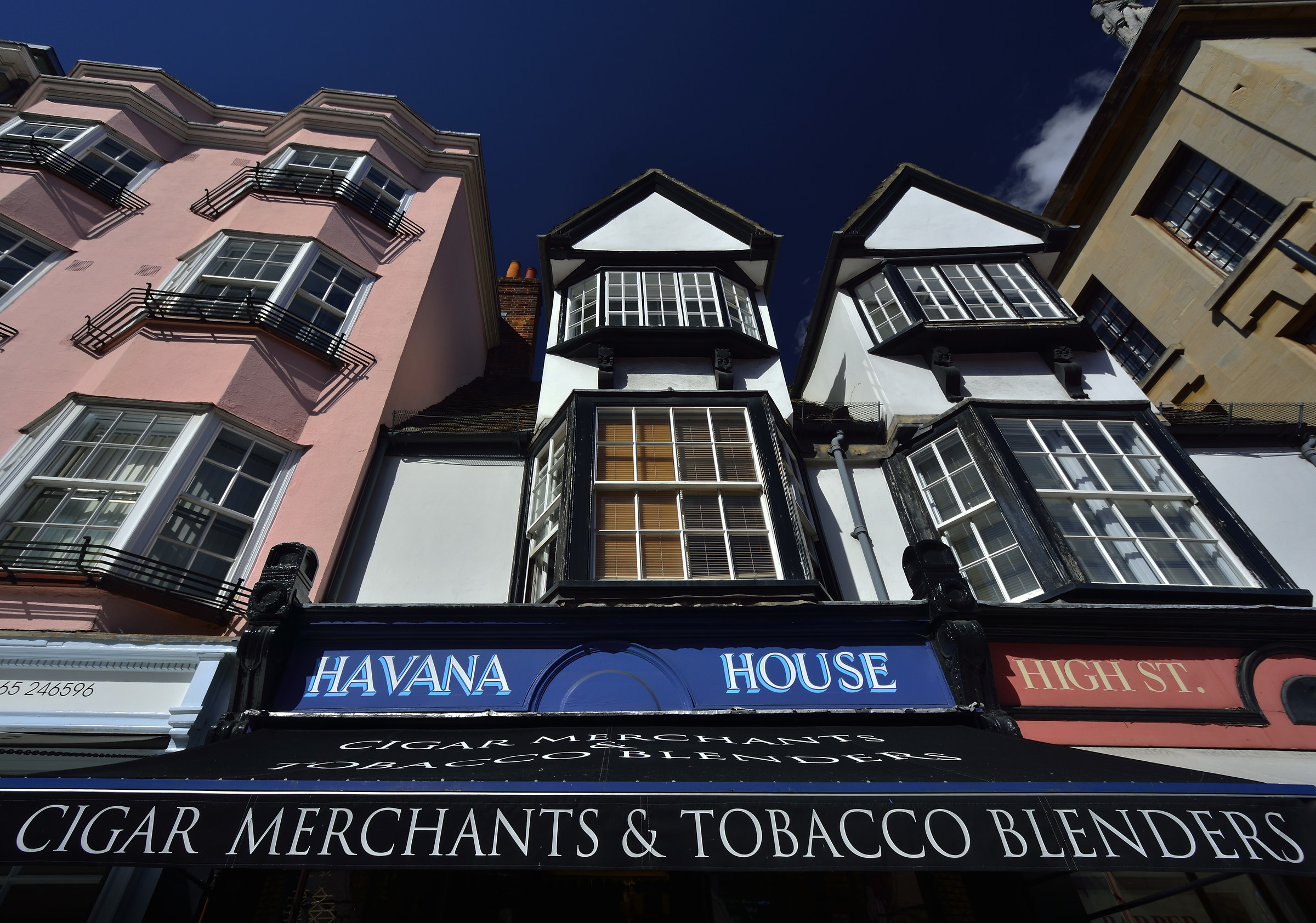 Specialista negozio di sigari, Oxford High Street...