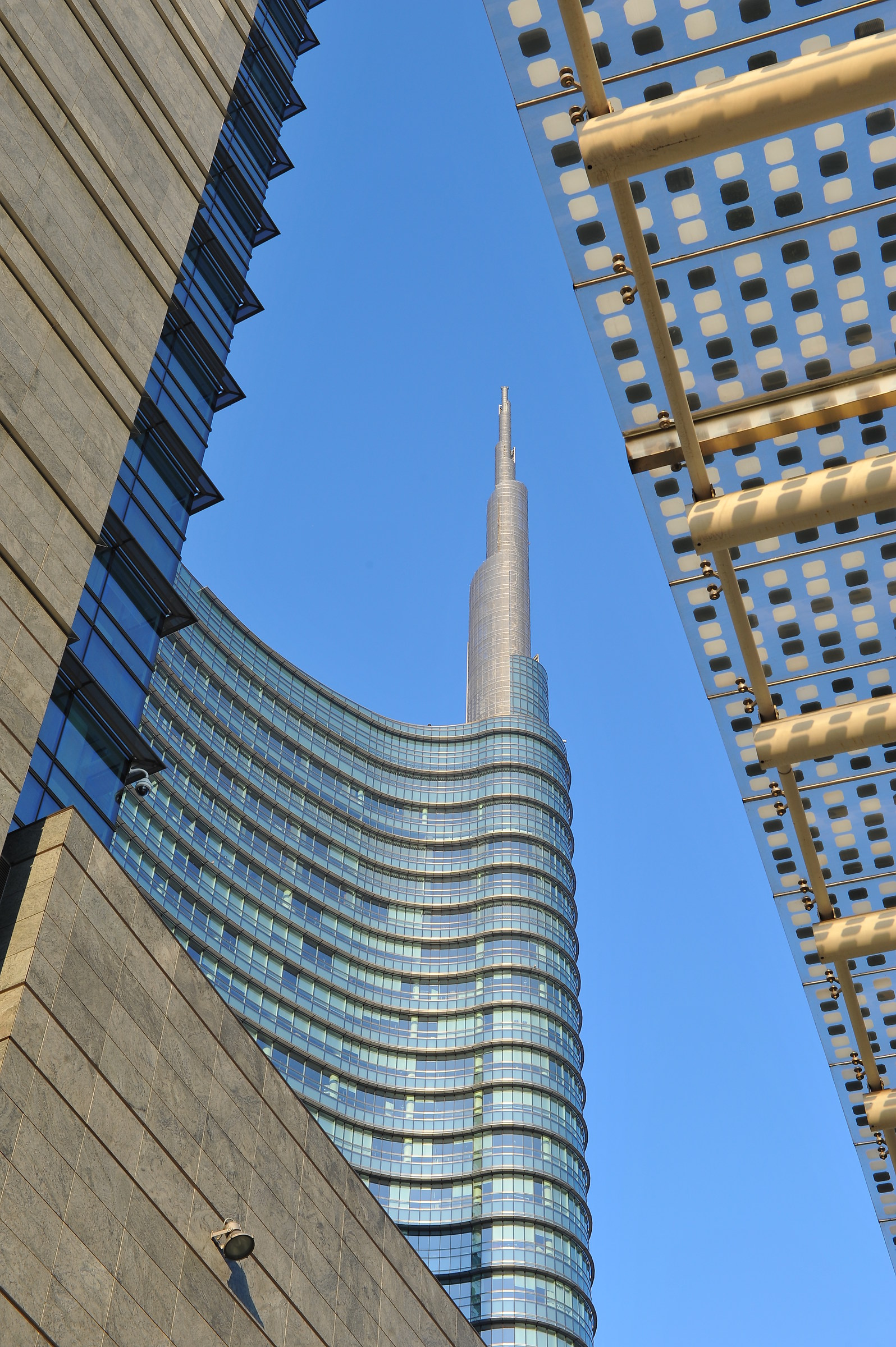 3 Milan architecture...