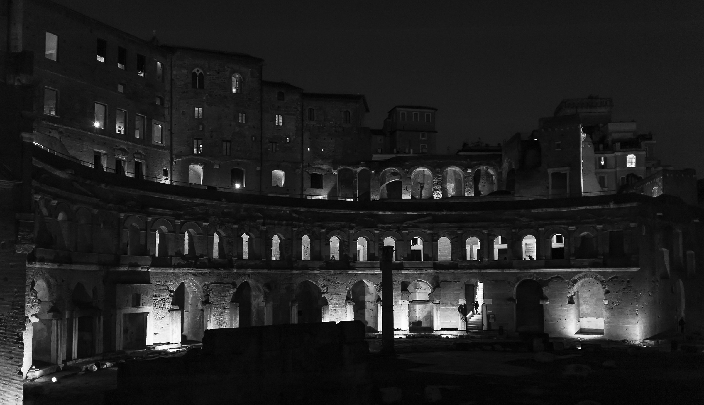 Mercati di Traiano at night ......