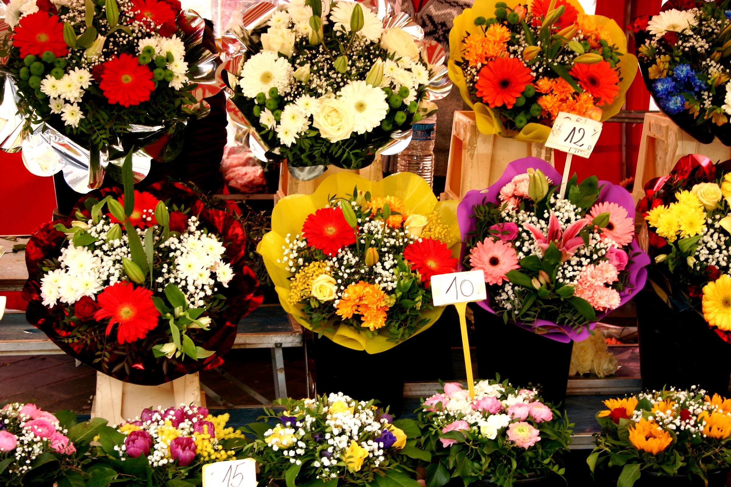 Nizza: il mercato dei fiori...