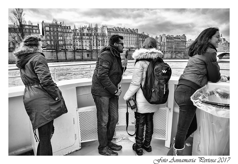 Polar cold on the Seine...