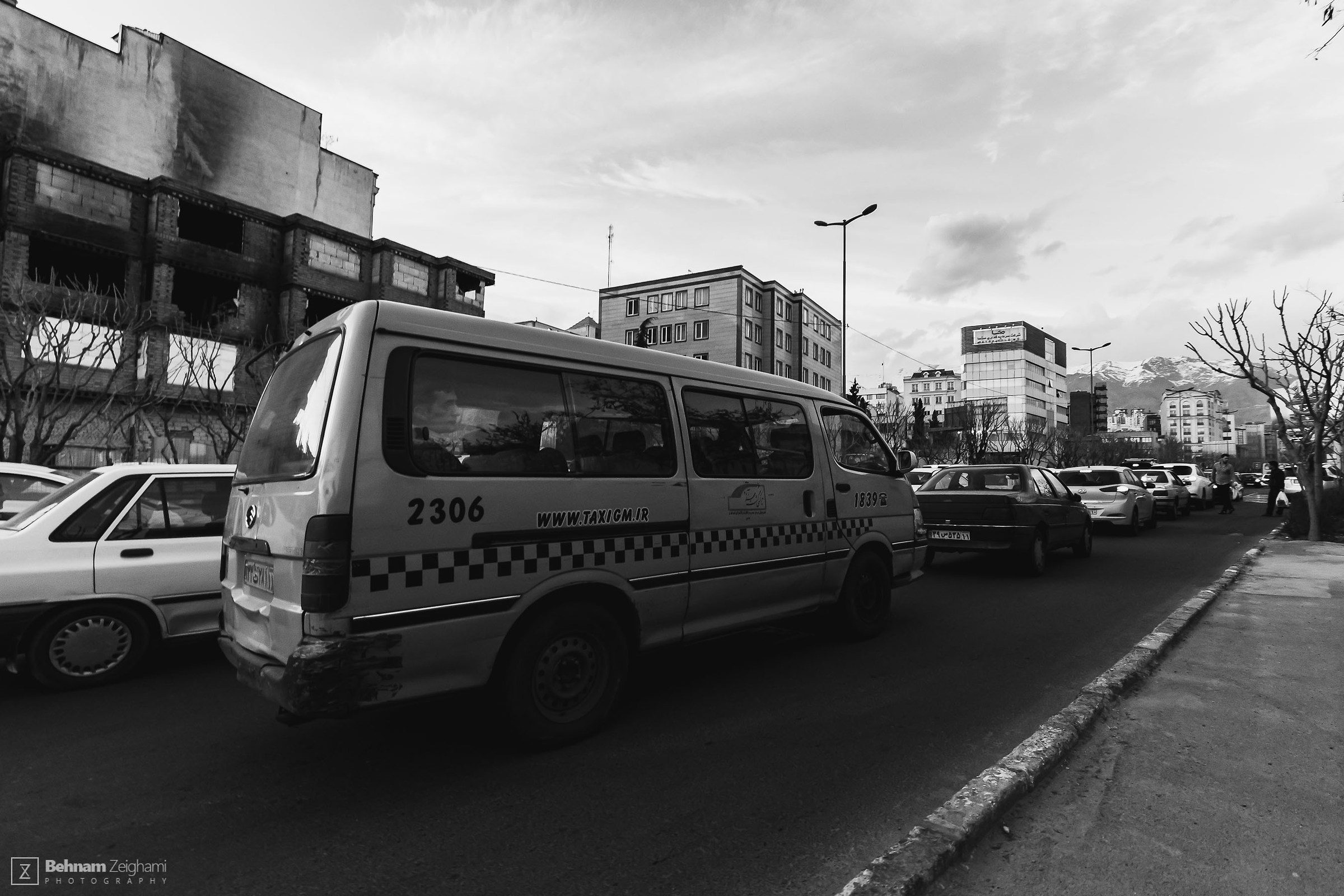 Nel taxi, dopo il lavoro...